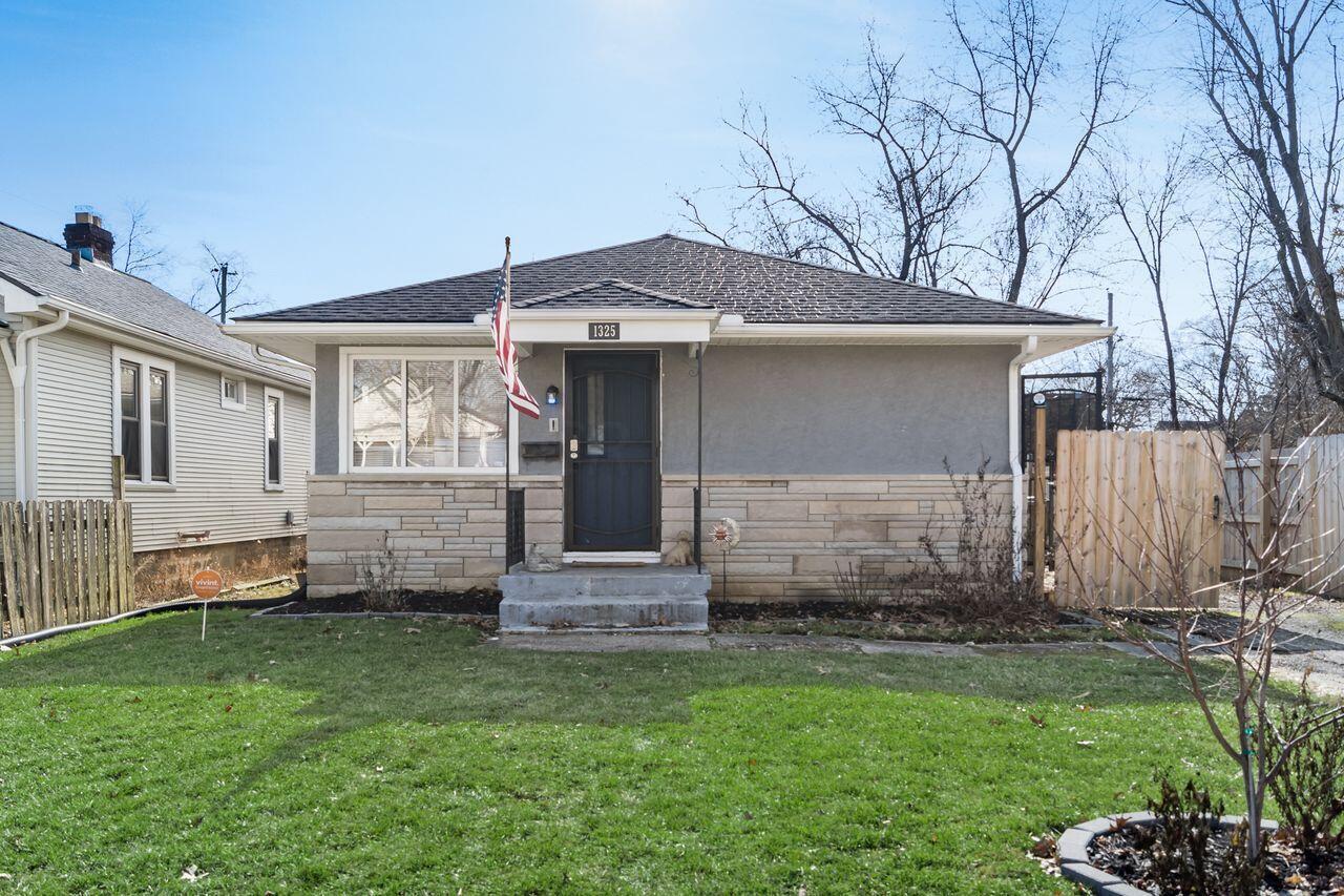 1325 Melrose Avenue