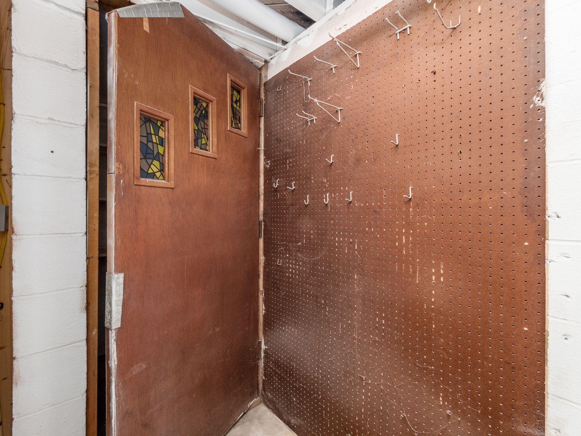 144 S Wheatland Avenue