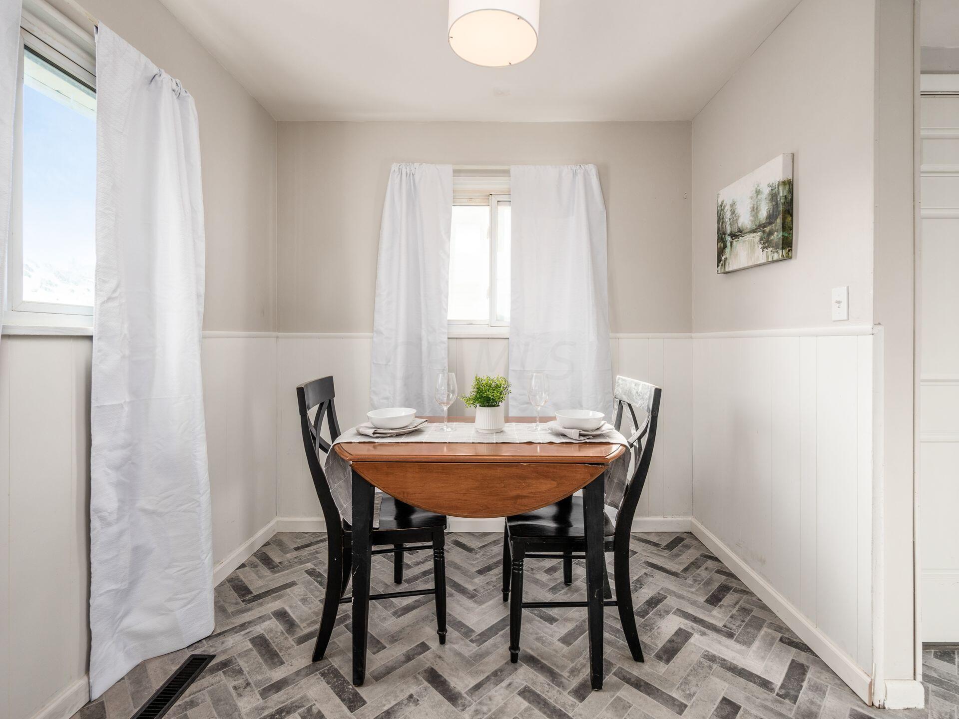 144 S Wheatland Avenue