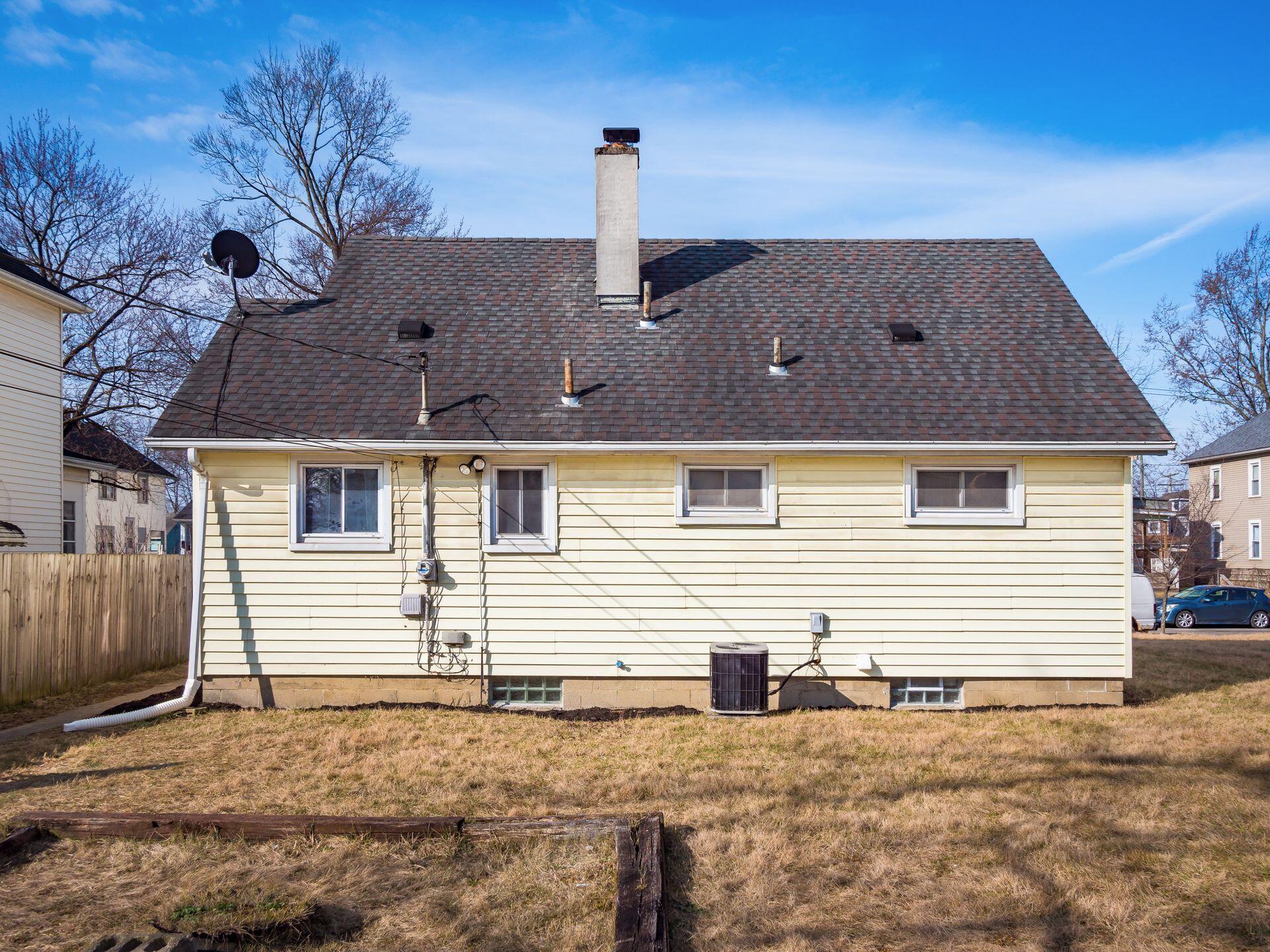 144 S Wheatland Avenue