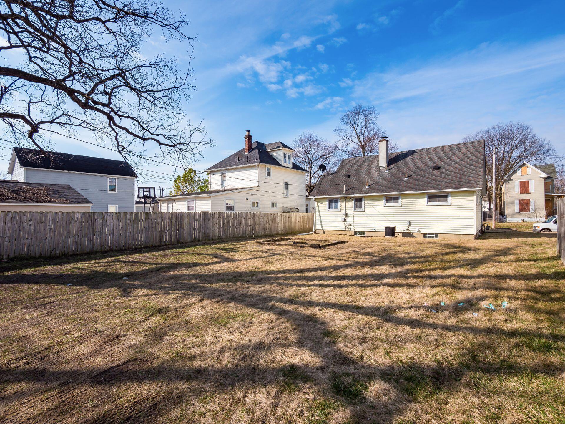 144 S Wheatland Avenue