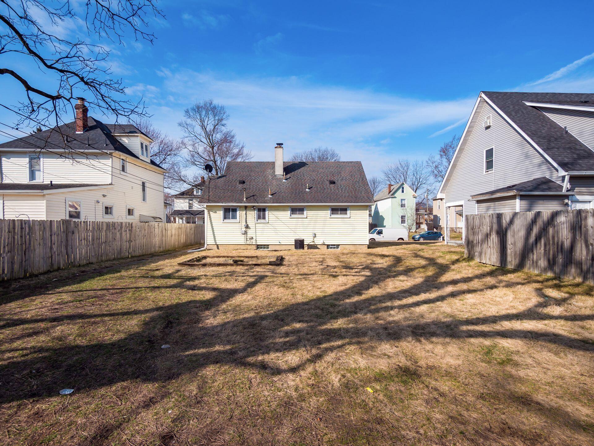 144 S Wheatland Avenue