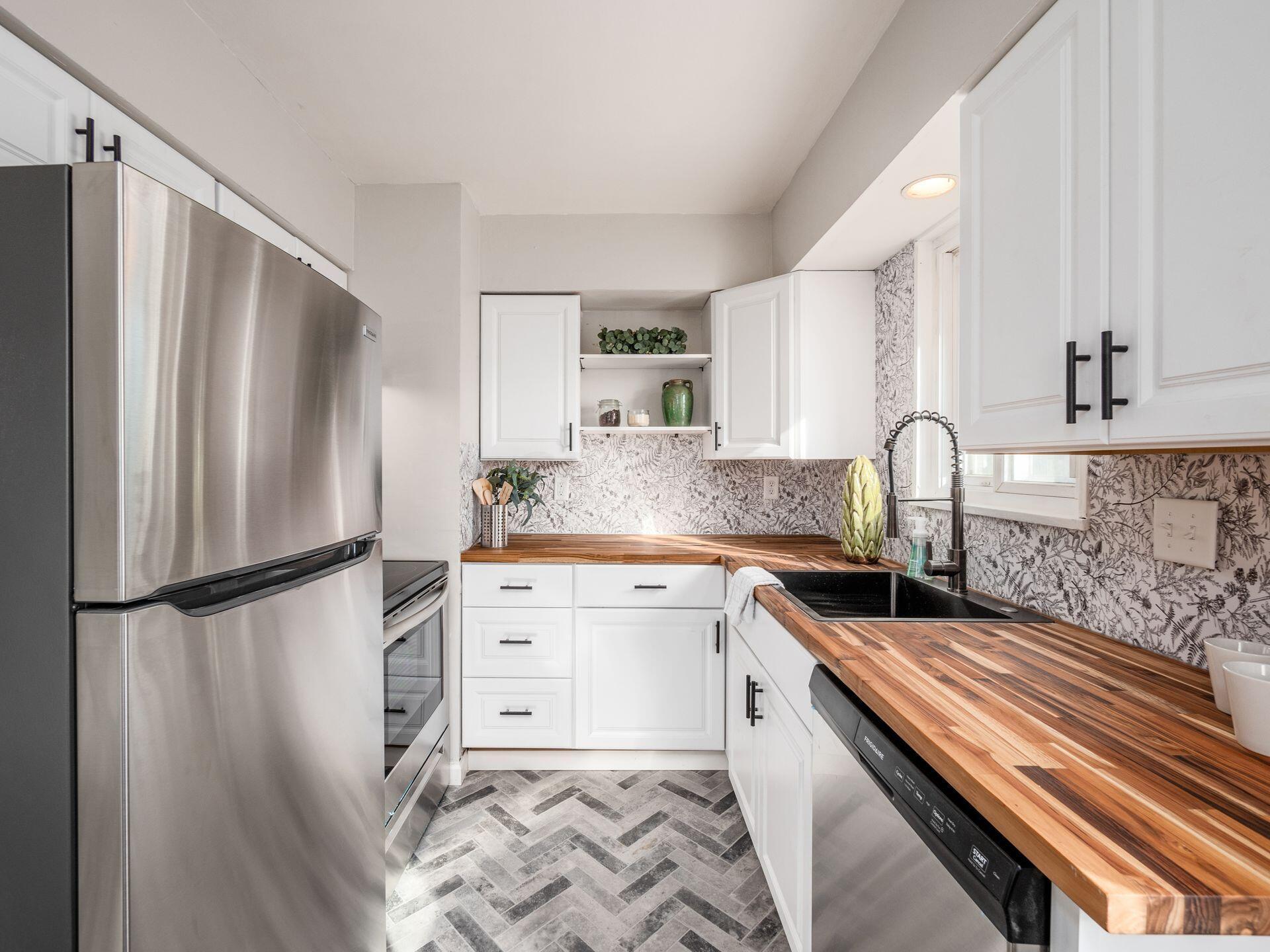 144 S Wheatland Avenue