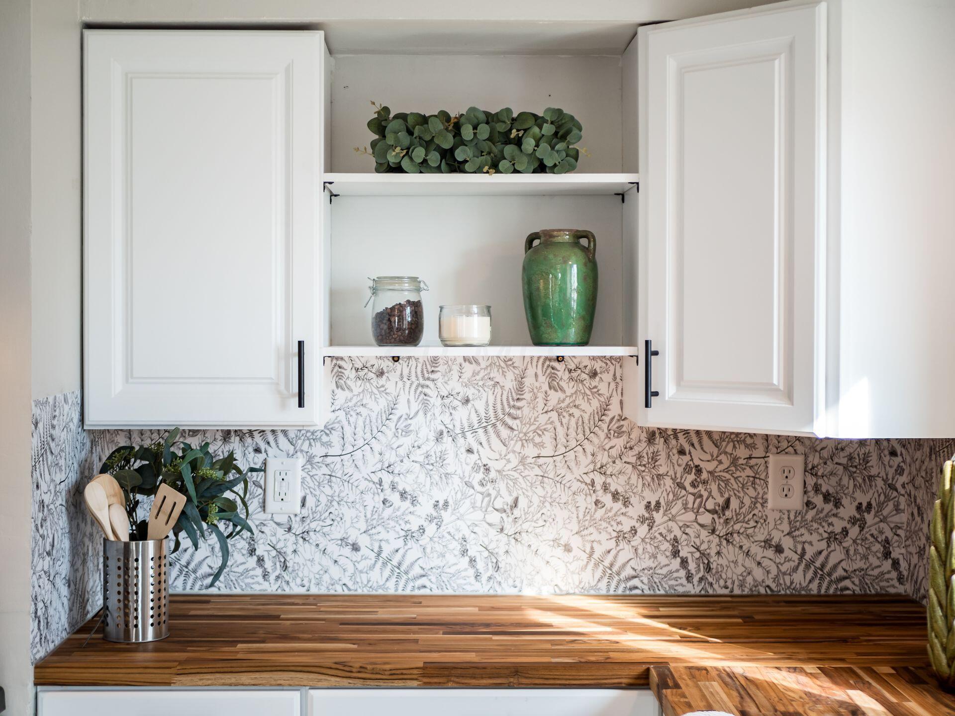 144 S Wheatland Avenue