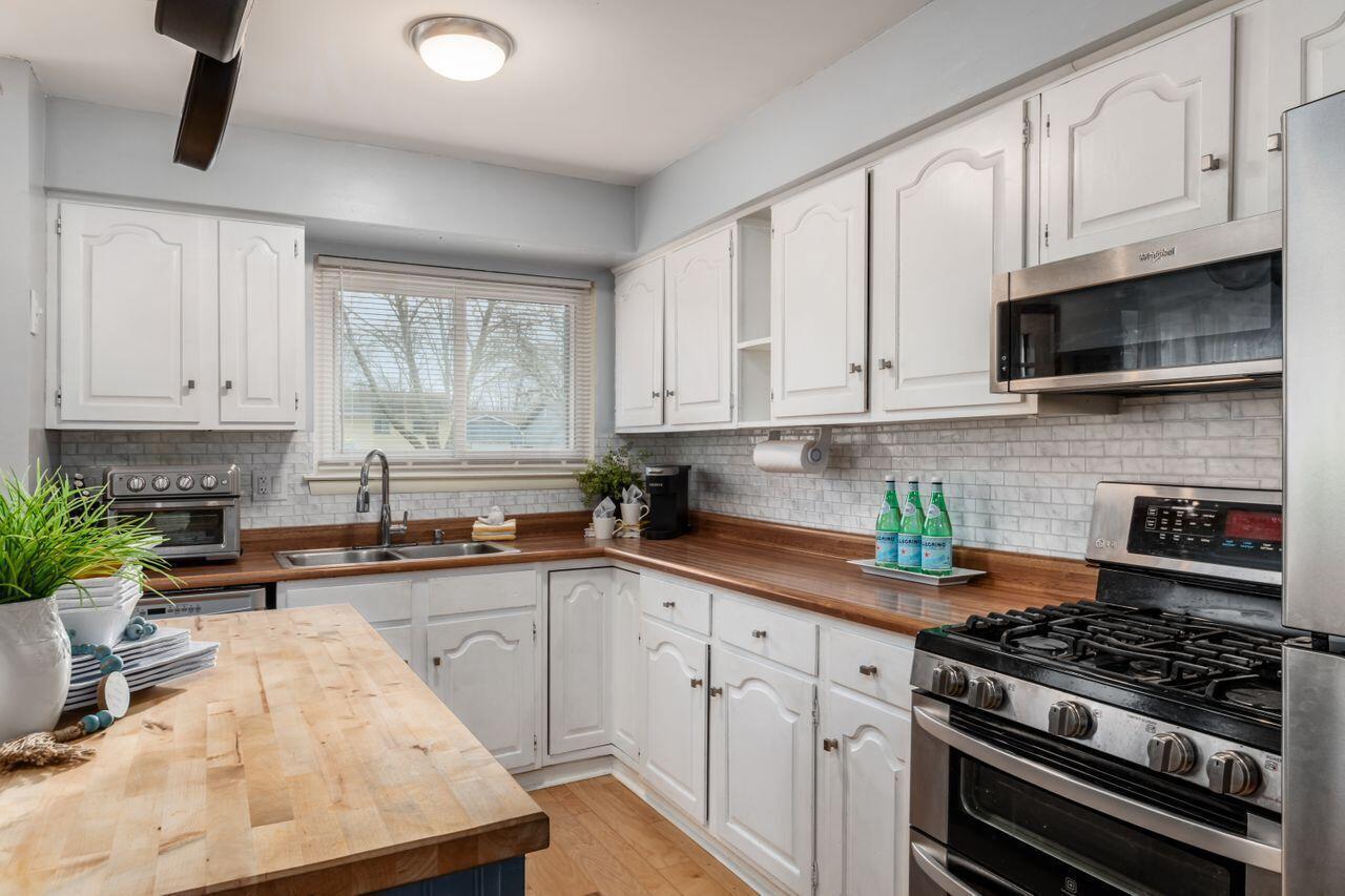 3186 Woodstone Court