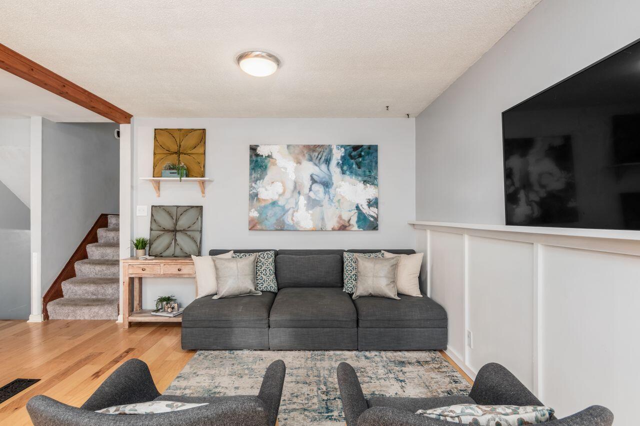 3186 Woodstone Court