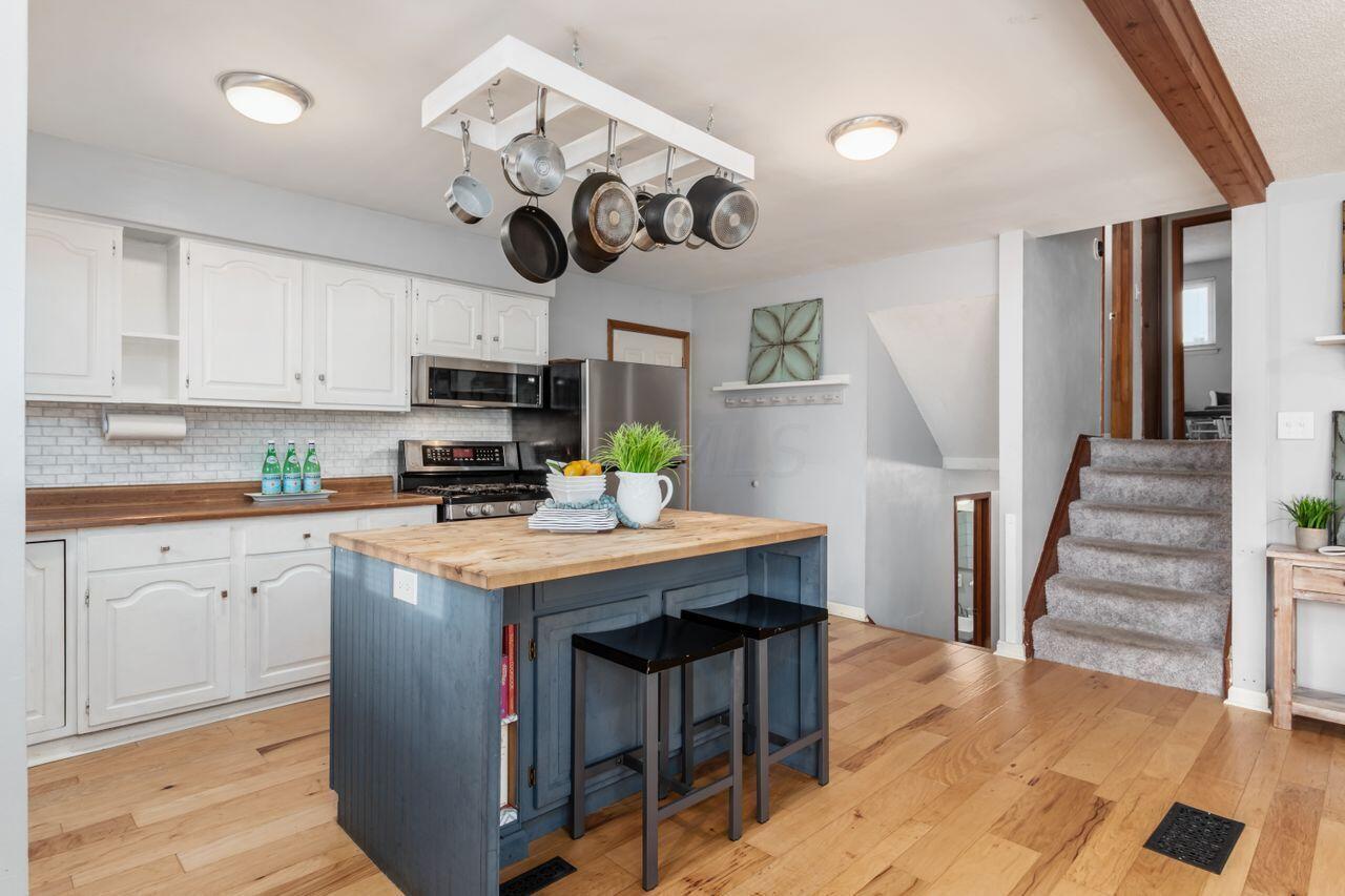 3186 Woodstone Court