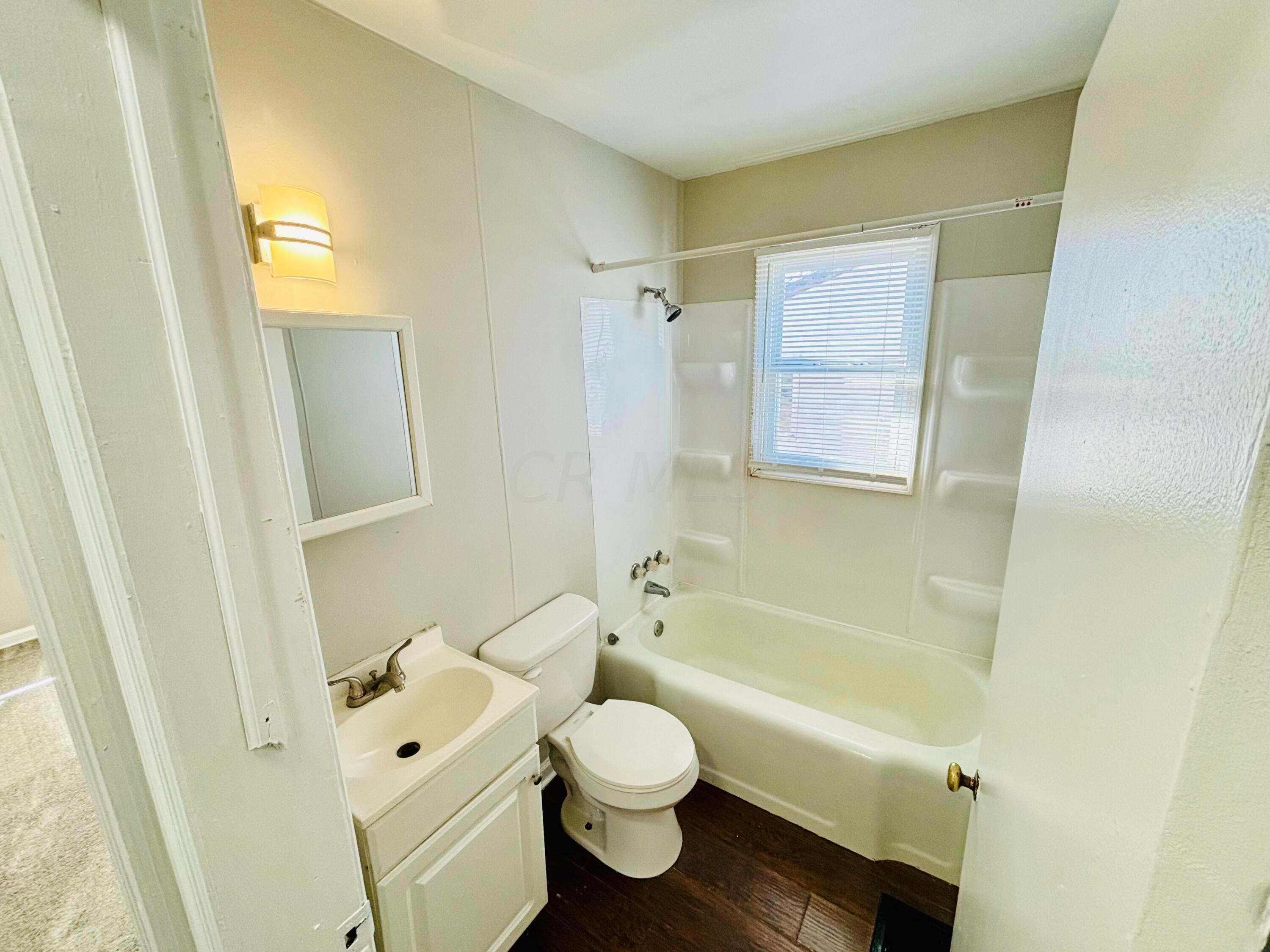 3070 Hiawatha Street