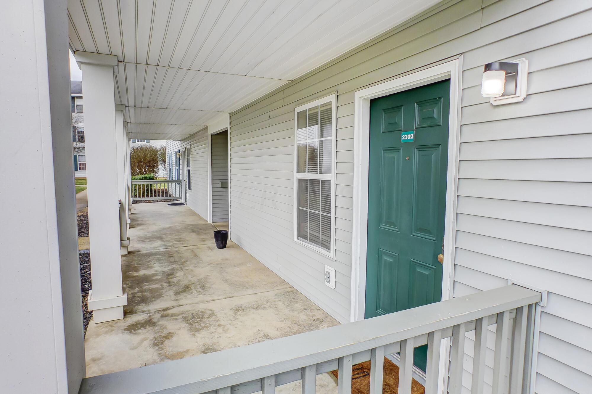 15 S Shafer Street, 2102