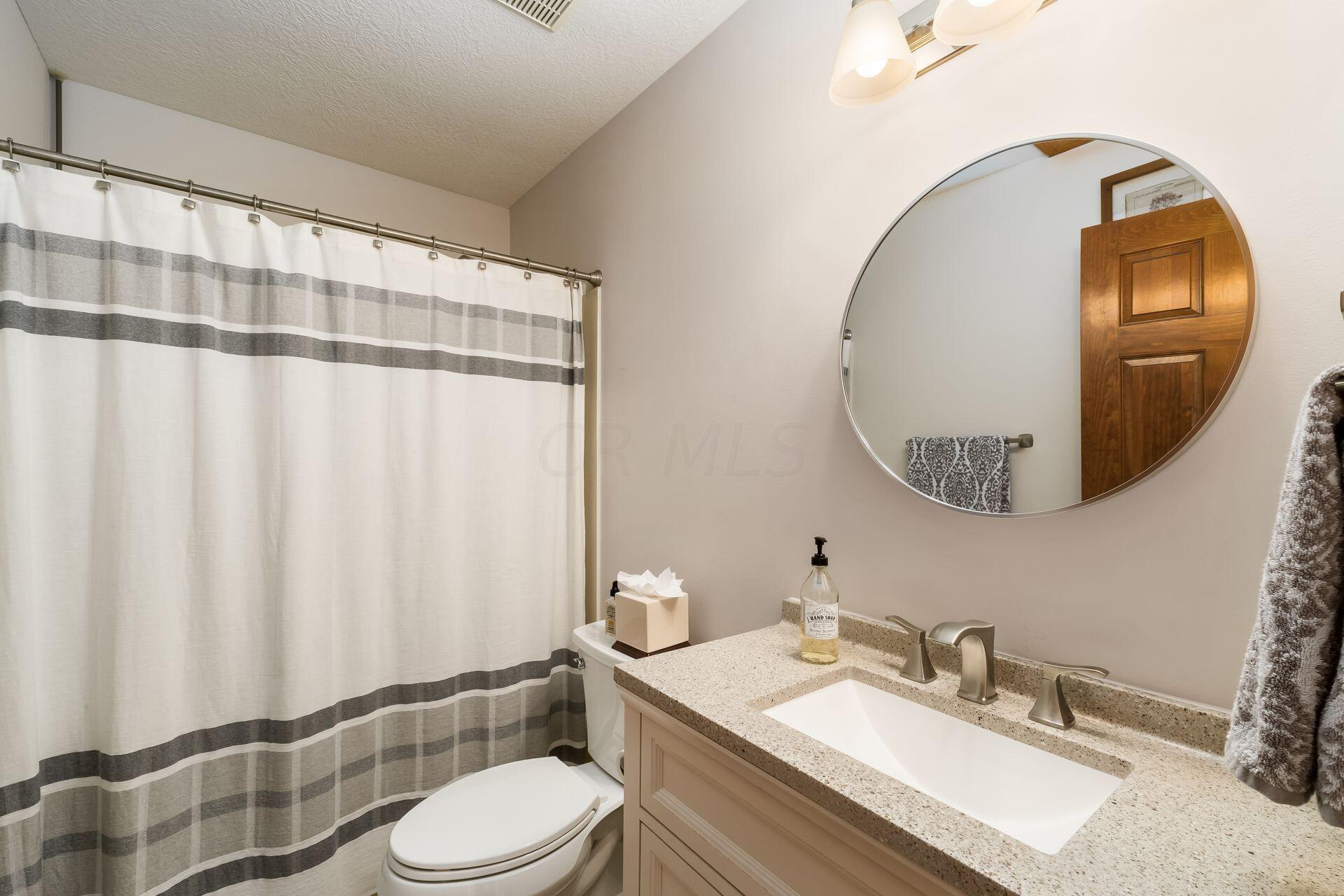 5073 Royal County Down