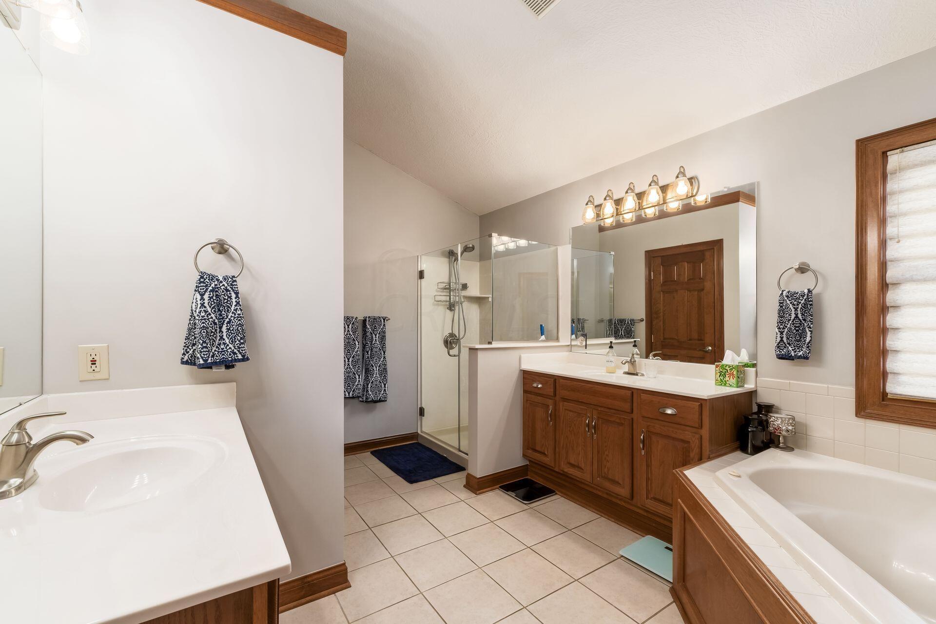 5073 Royal County Down