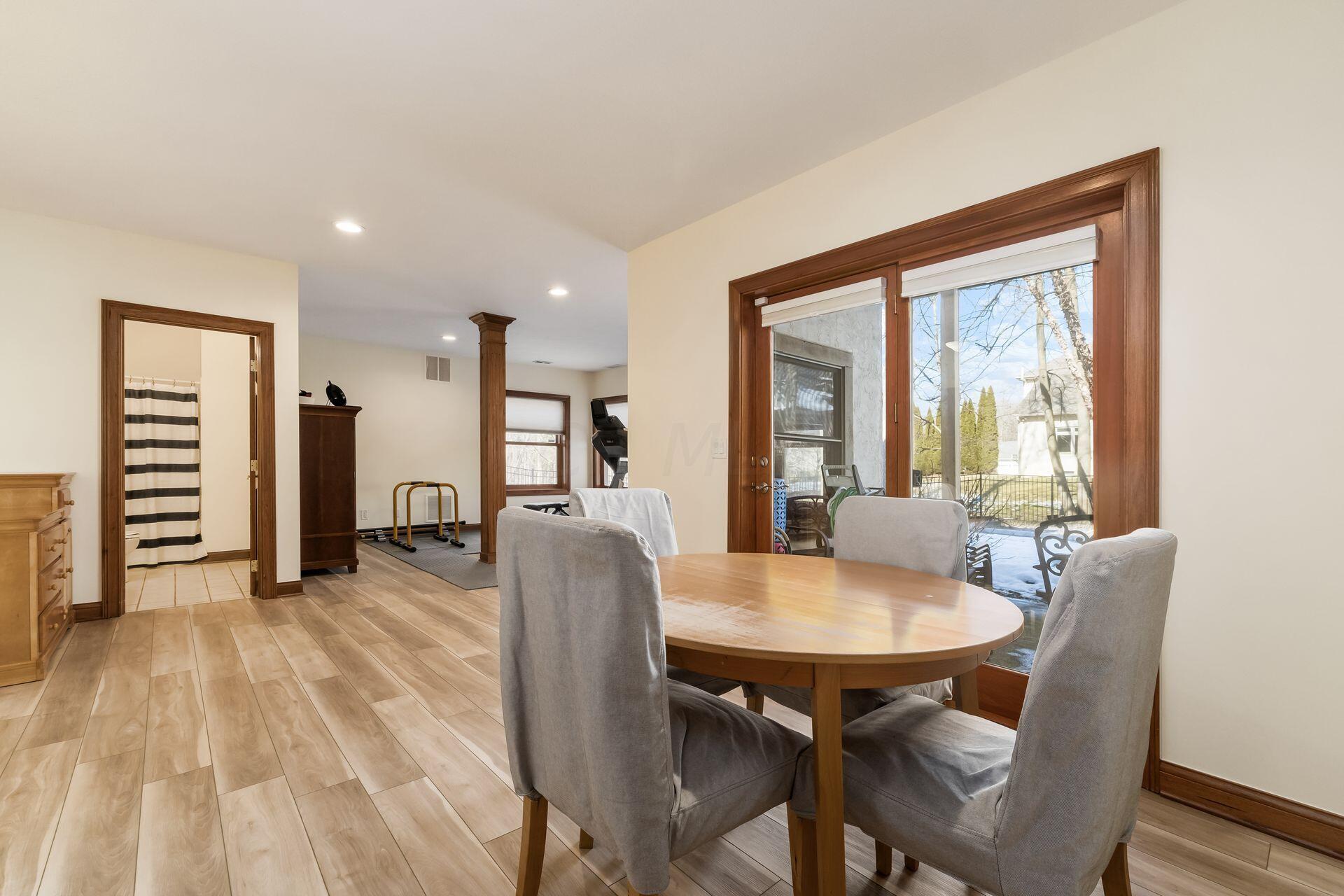 5073 Royal County Down