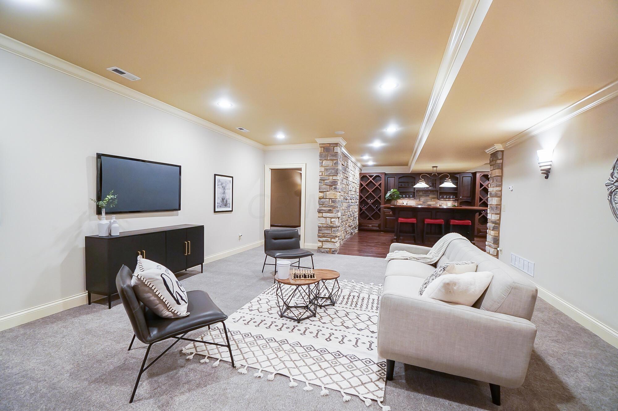 6387 Braymoore Drive