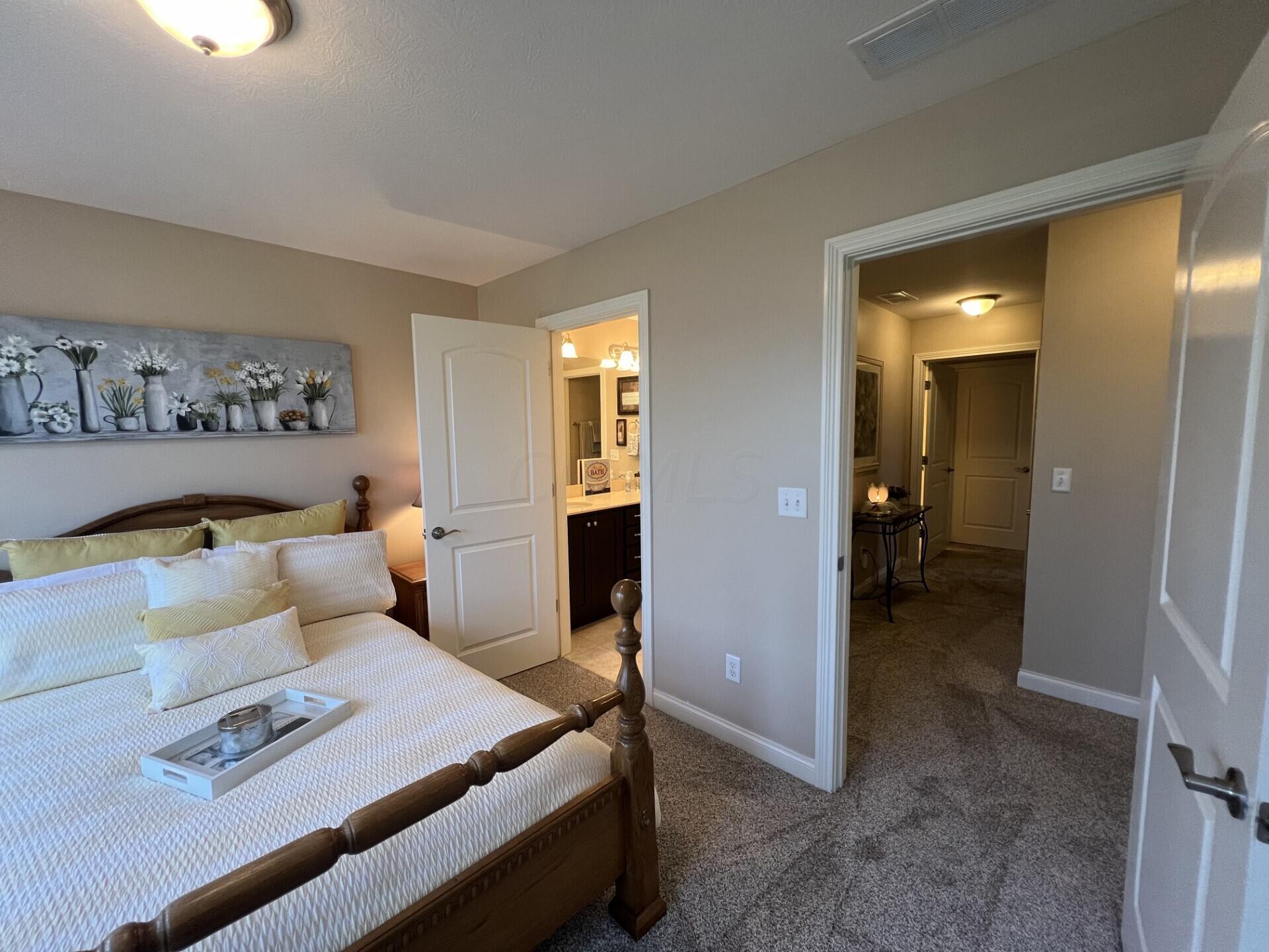 5744 Albany Reserve Drive