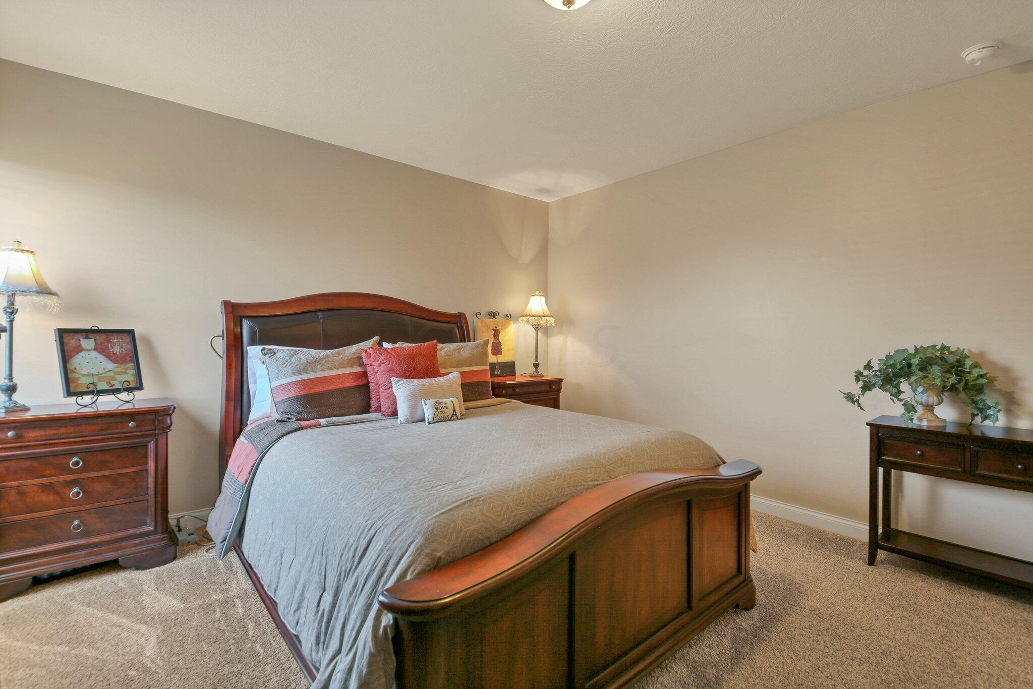 5744 Albany Reserve Drive