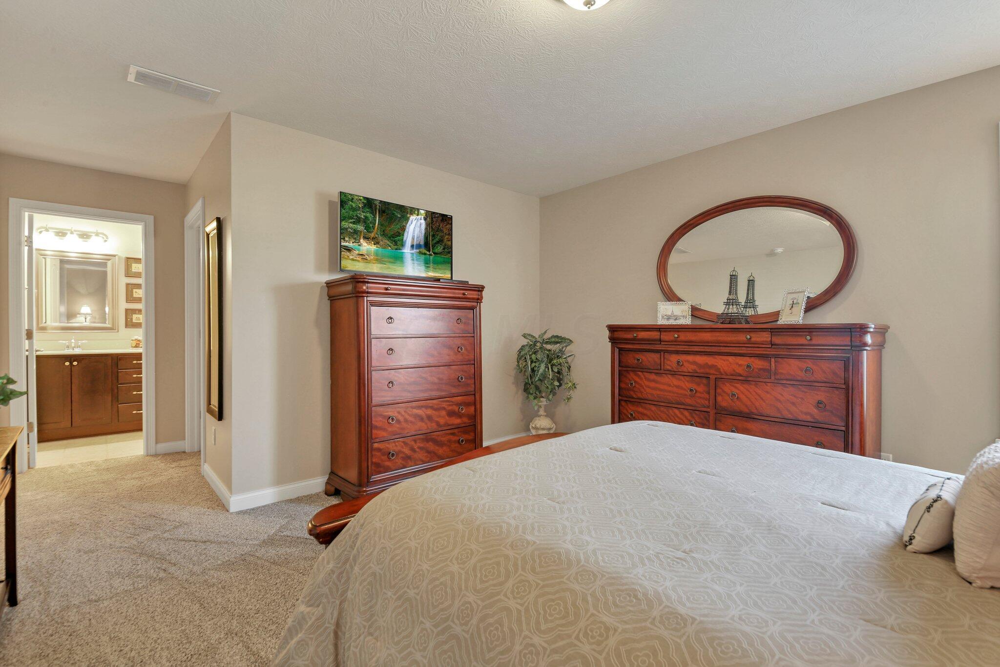 5744 Albany Reserve Drive