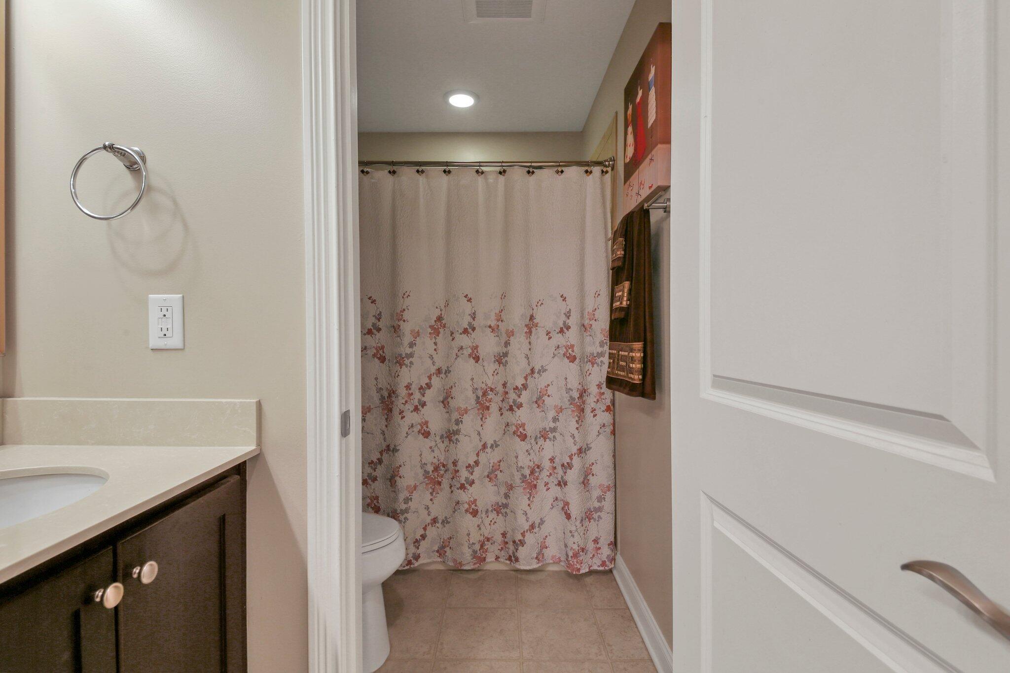 5744 Albany Reserve Drive