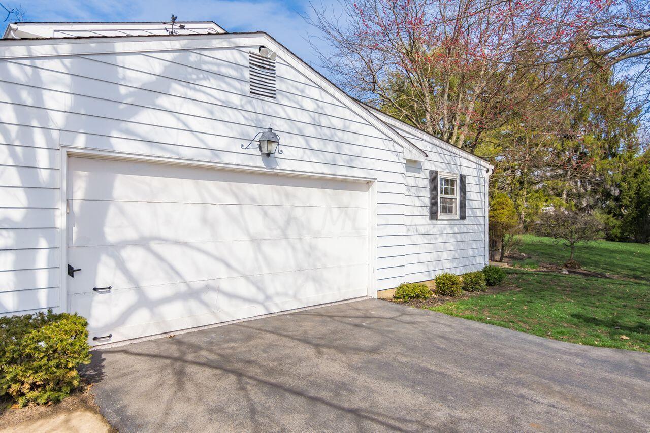 242 Apache Circle