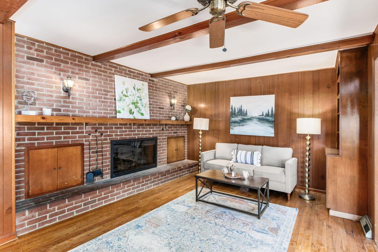 242 Apache Circle