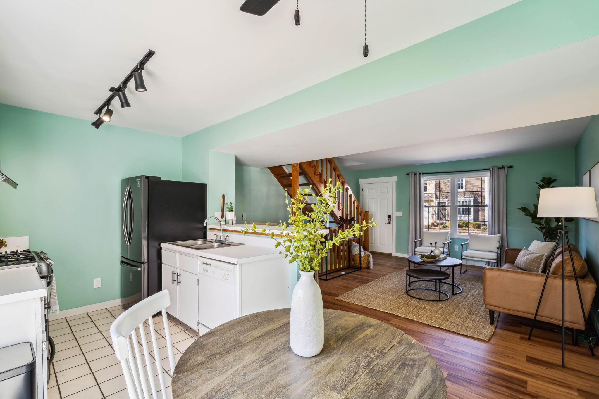 5025 Singleton Drive, 23-C