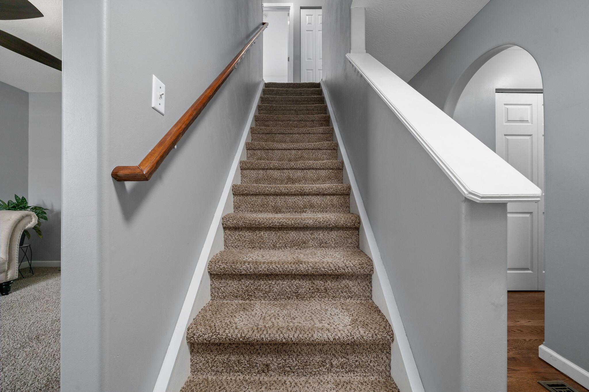 33 Hawthorne Drive