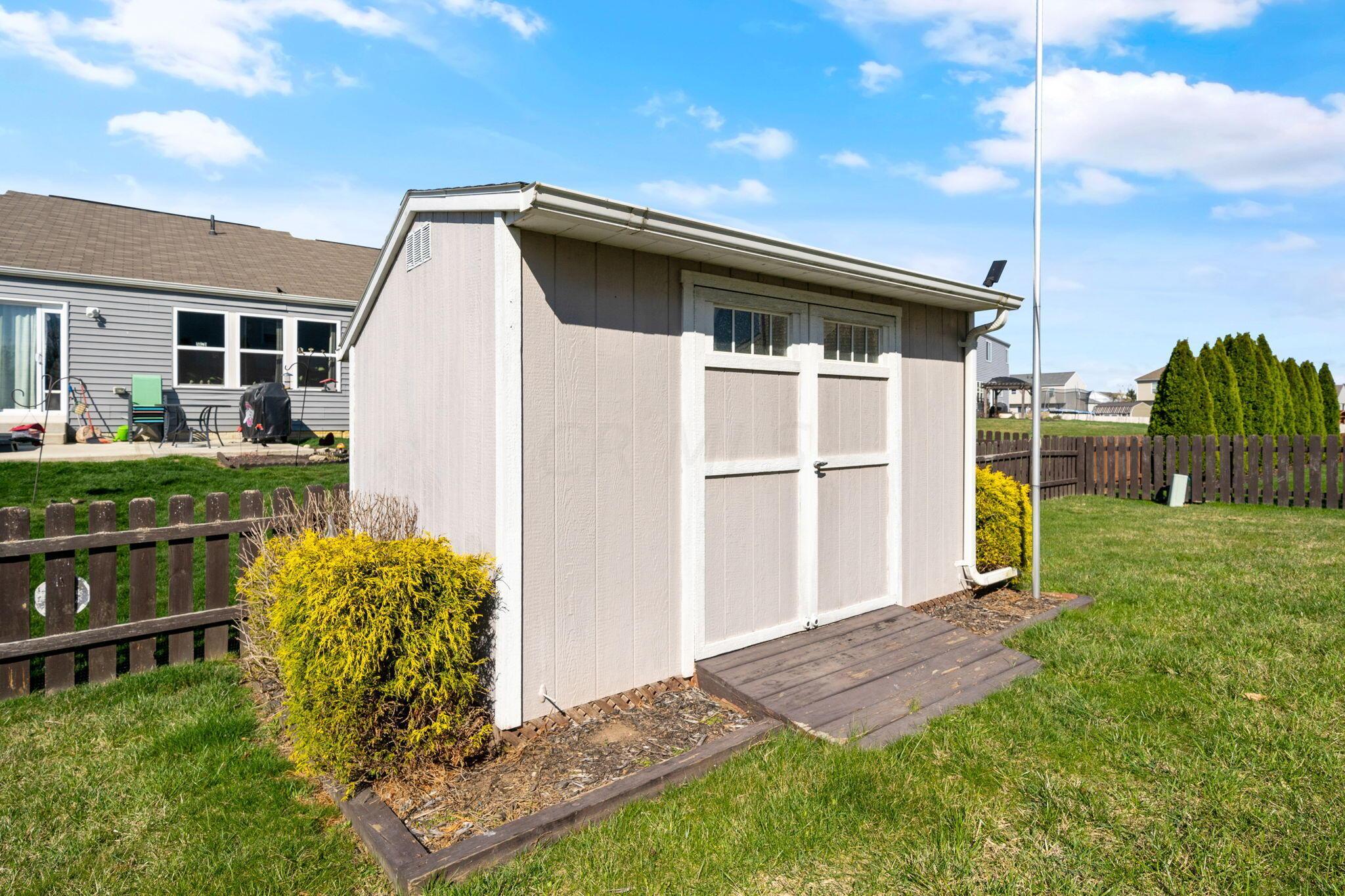 33 Hawthorne Drive