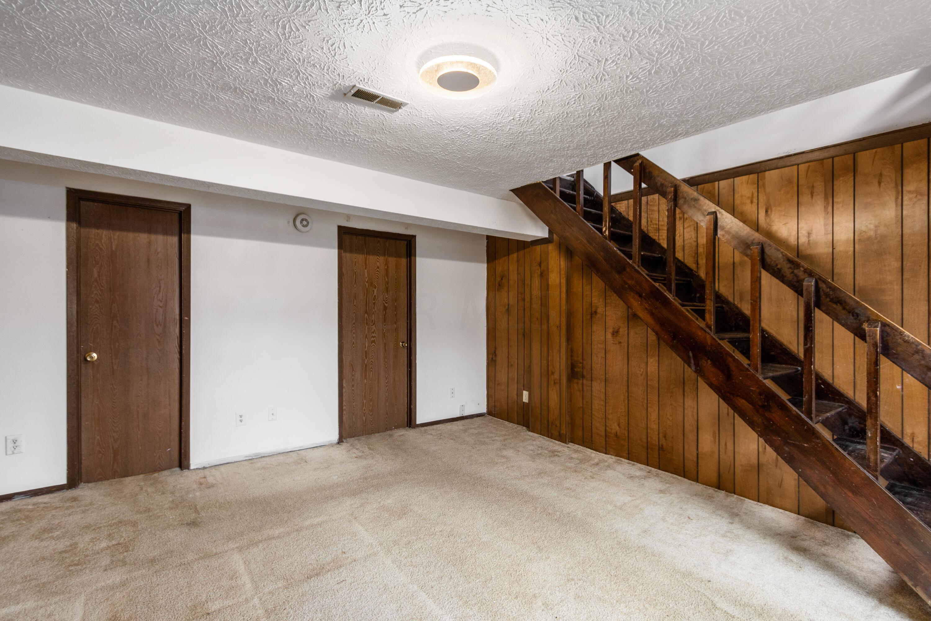 3032 Cooper Bluff Drive