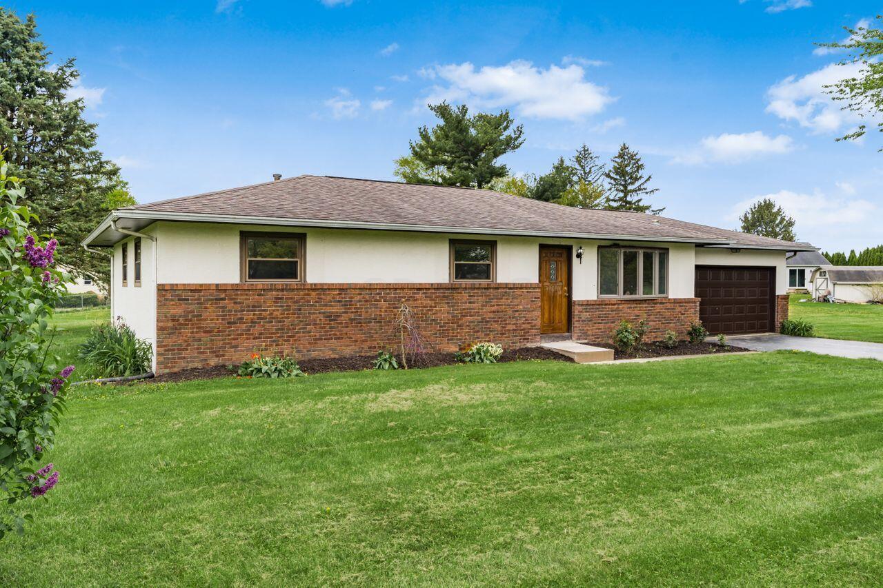 9555 Johnstown Utica Road