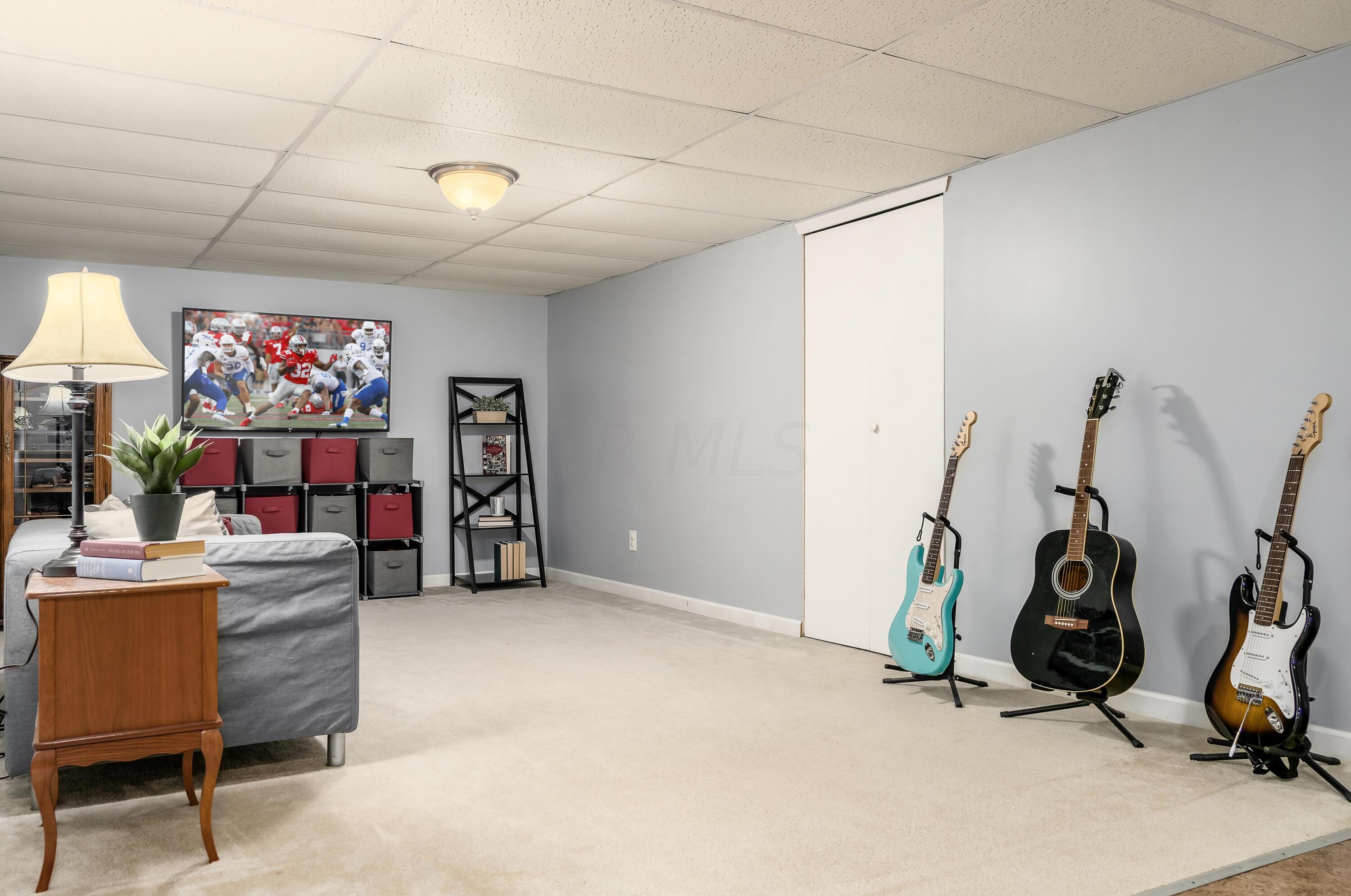 6124 Wentworth Court