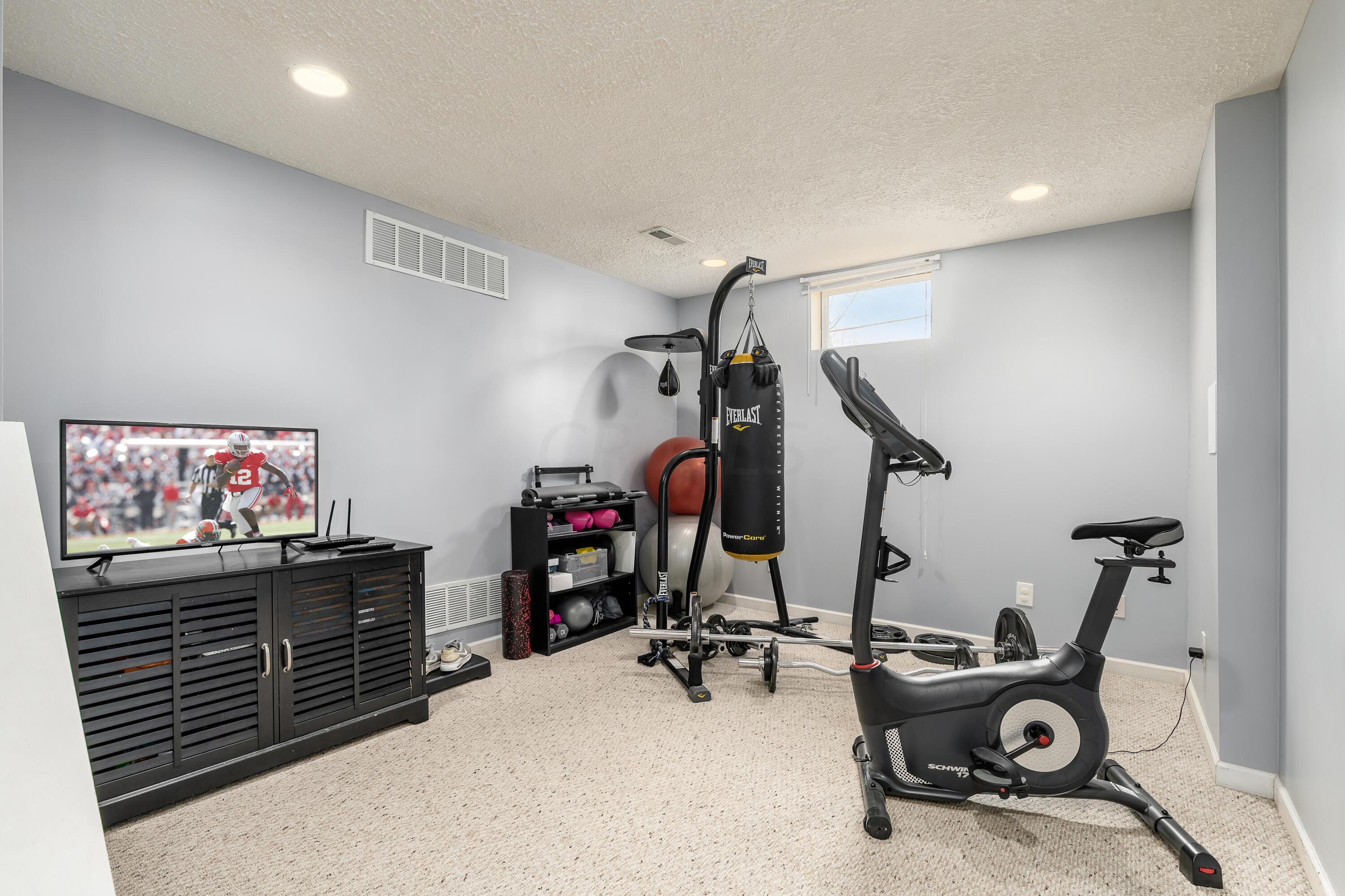 6124 Wentworth Court