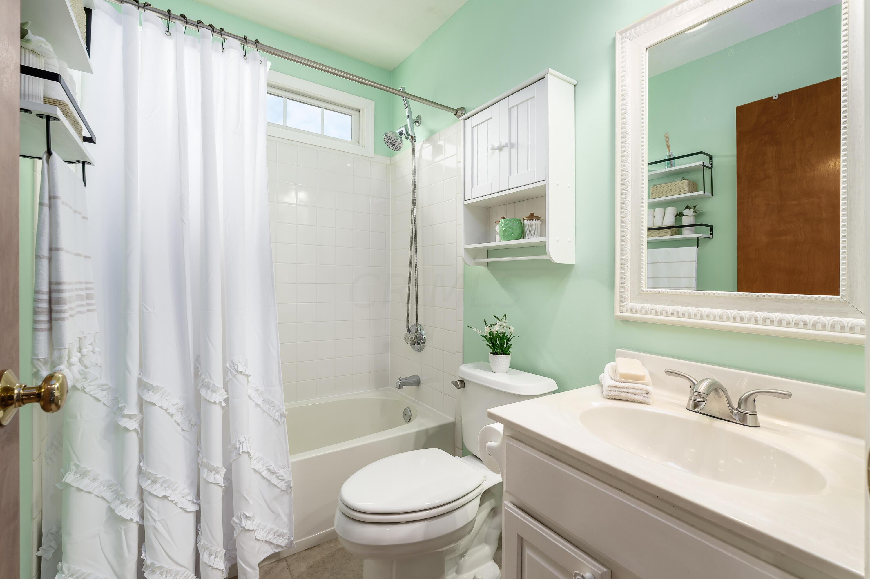 6124 Wentworth Court