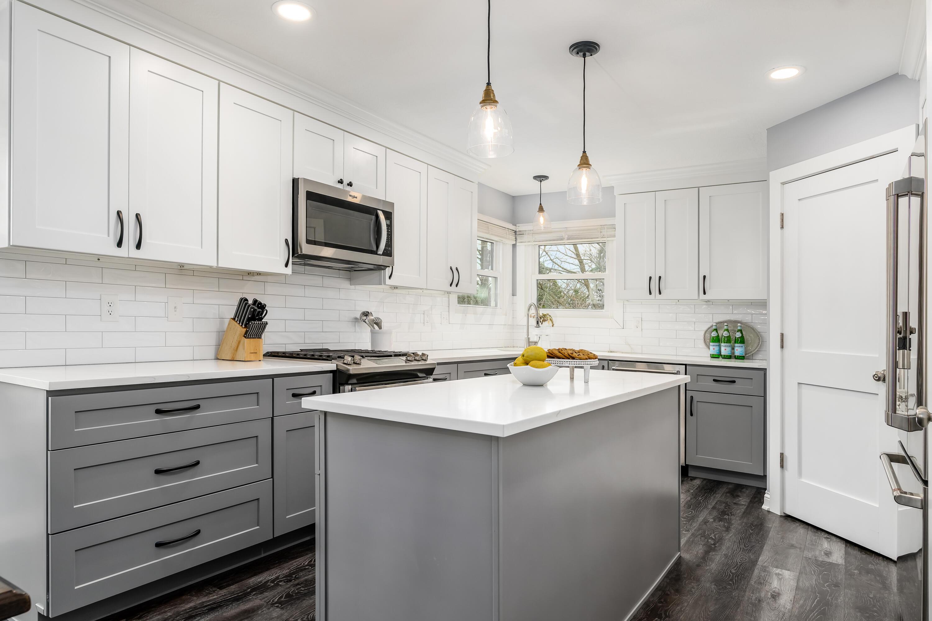 6124 Wentworth Court