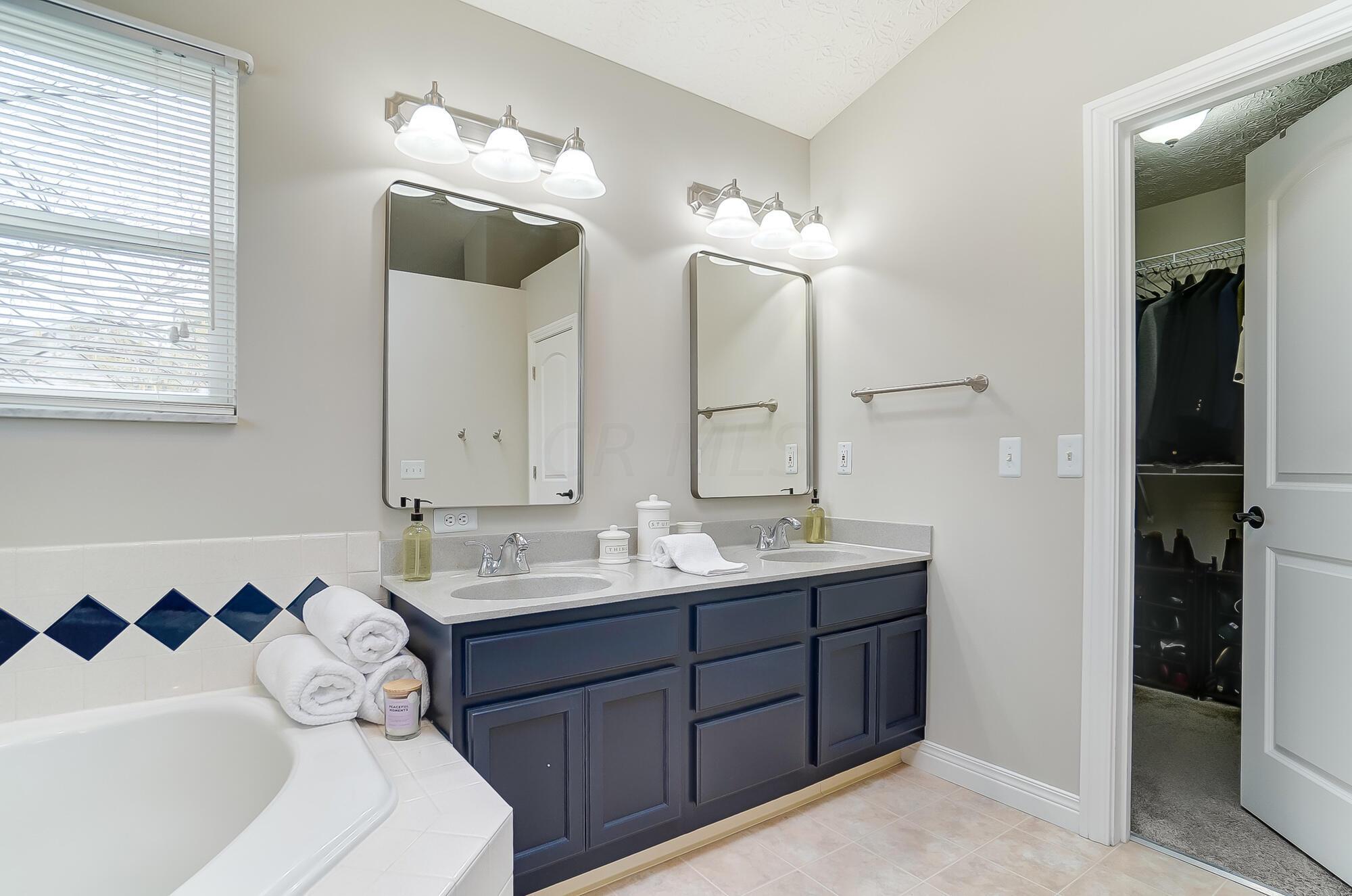 7521 Park Bend Court