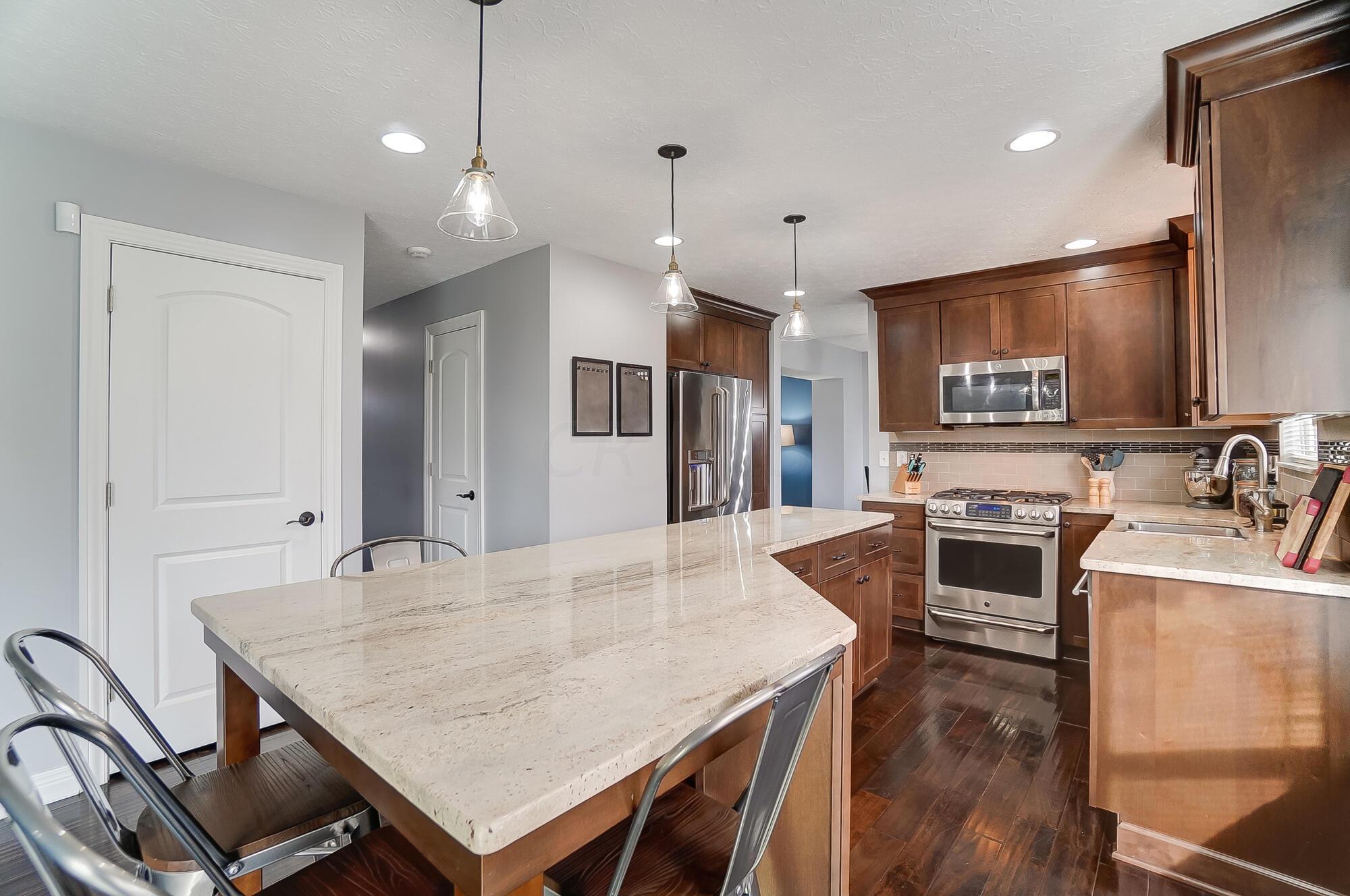 7521 Park Bend Court