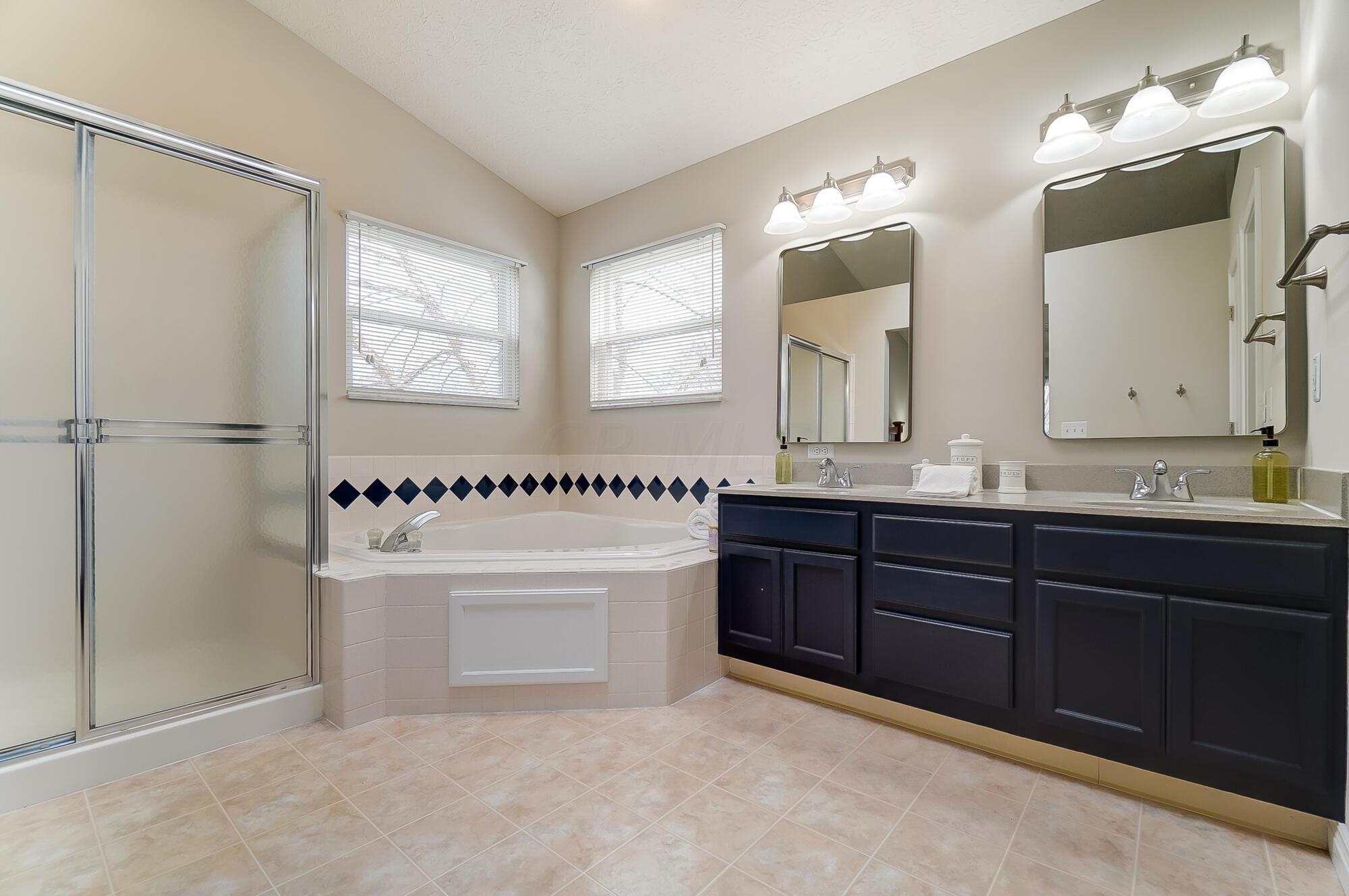 7521 Park Bend Court