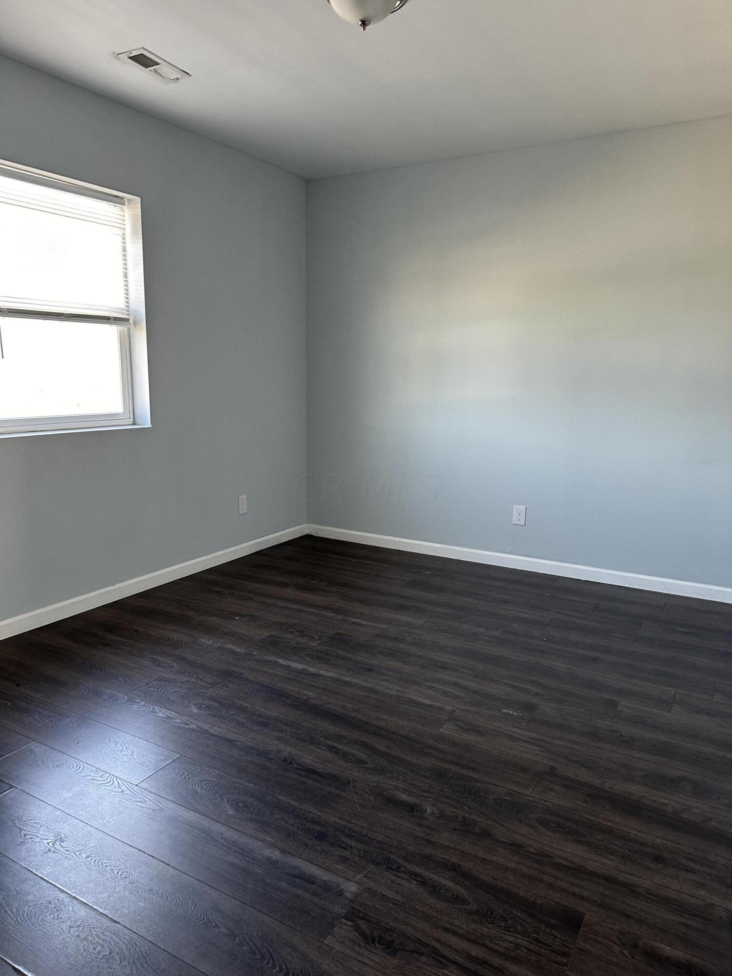 836 S Hamilton Road, A