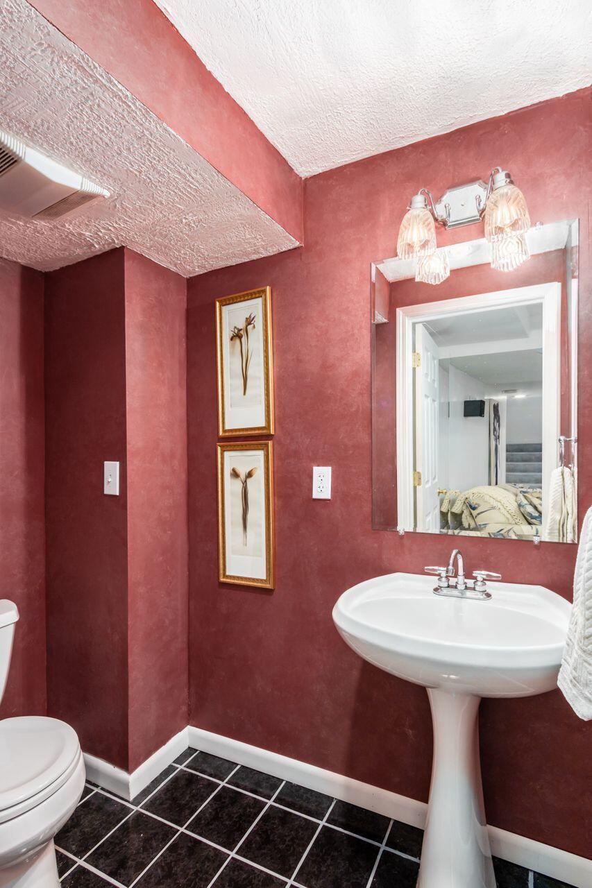 548 Kingfisher Drive