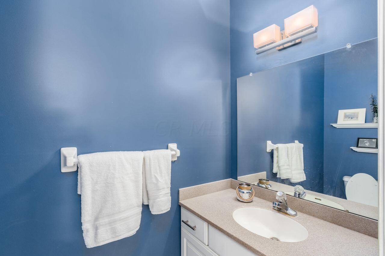 548 Kingfisher Drive