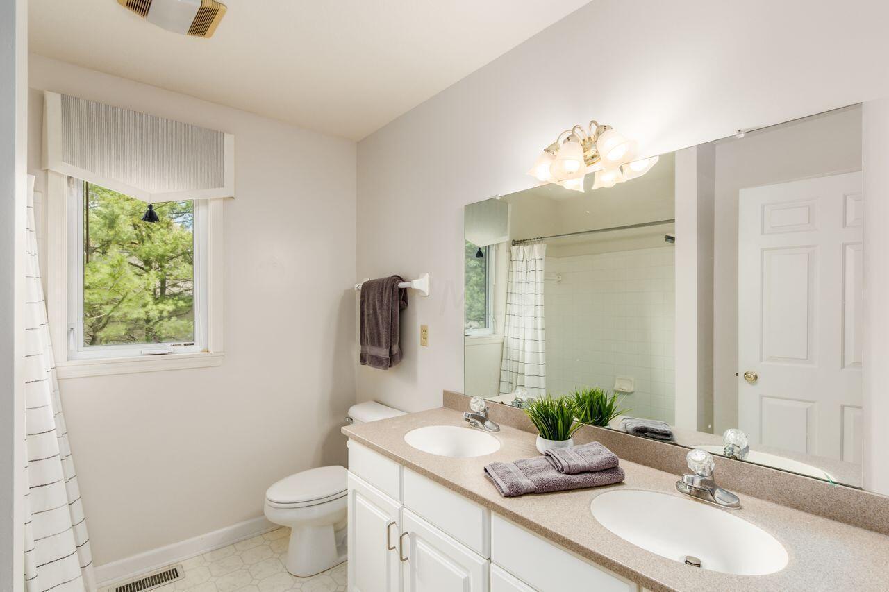 548 Kingfisher Drive