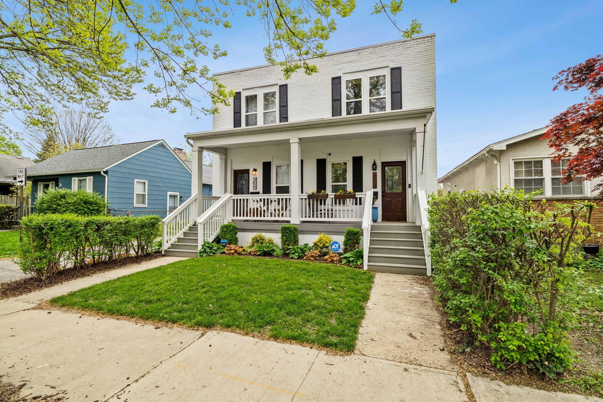 352 E Mithoff Street