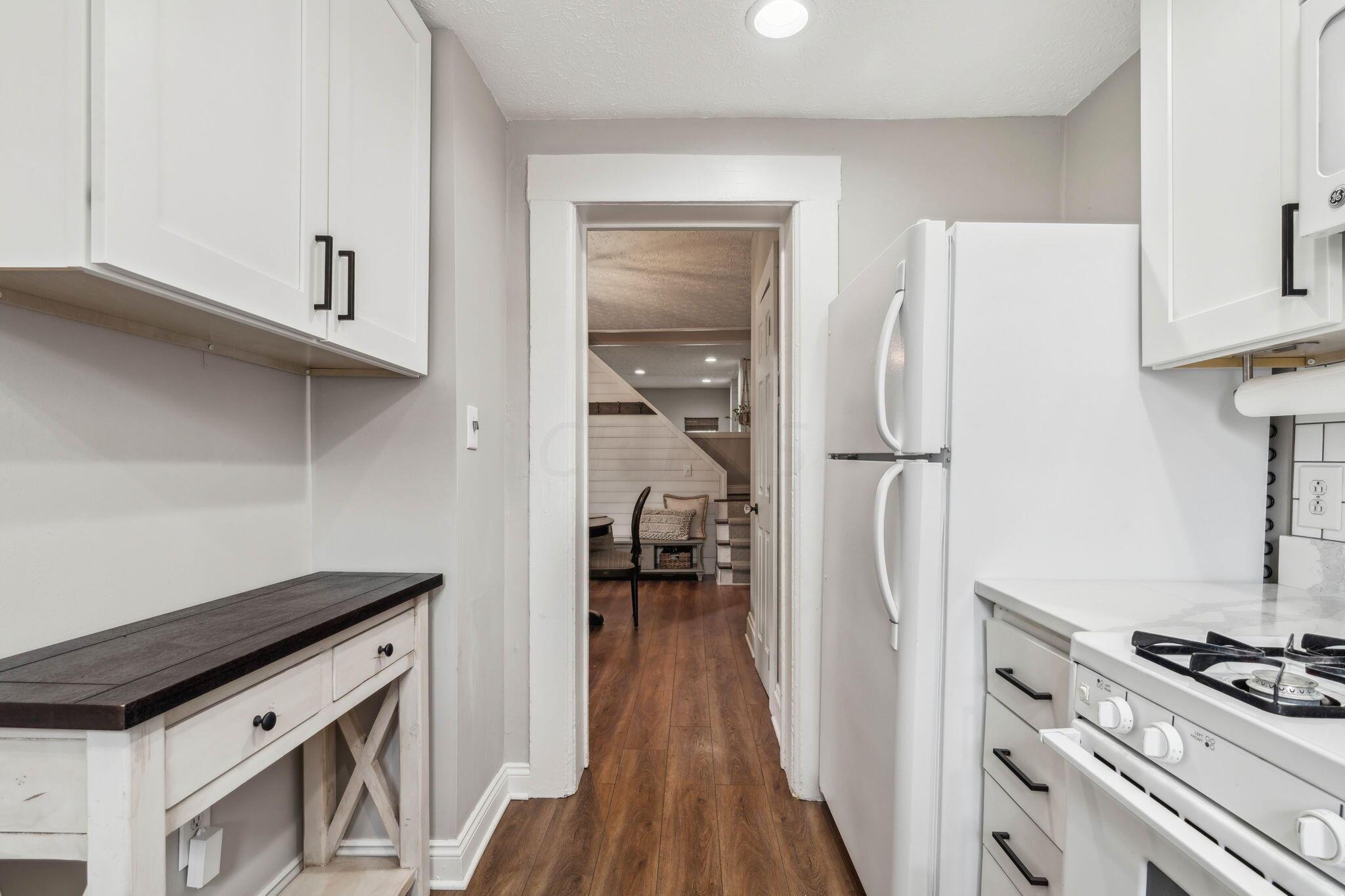 352 E Mithoff Street