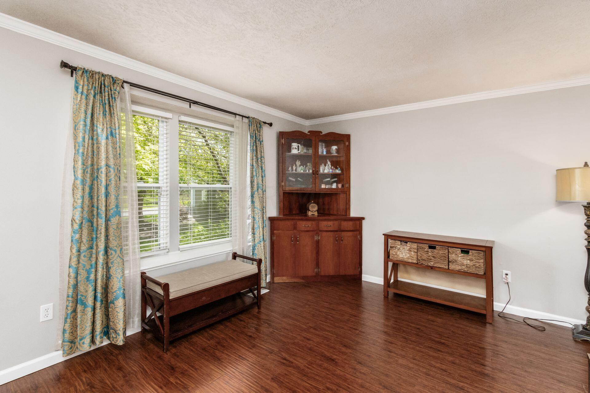 1293 Granfield Court