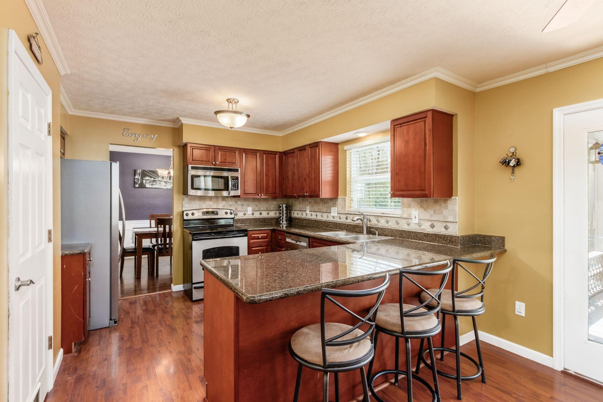 1293 Granfield Court