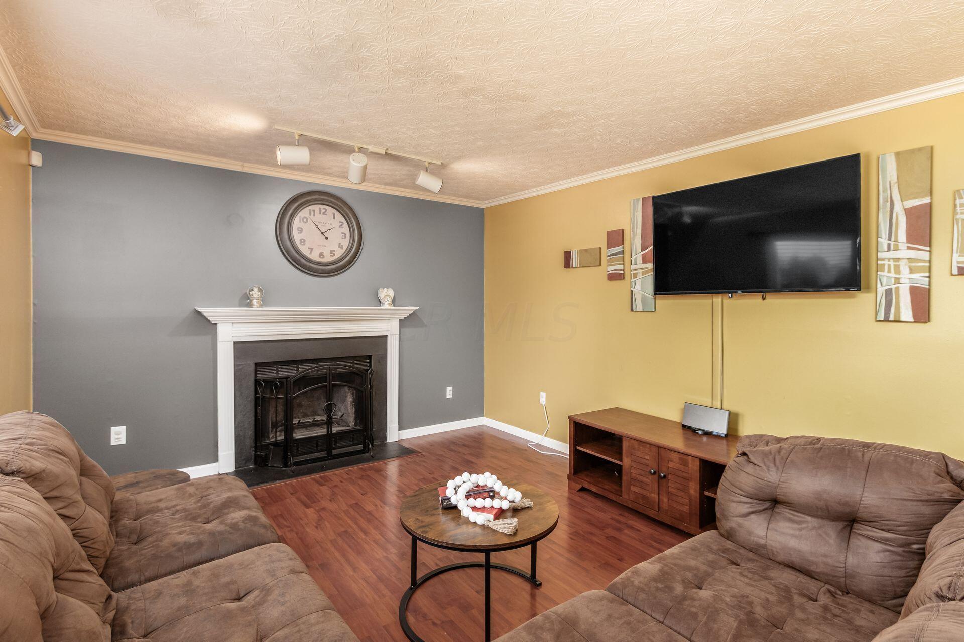 1293 Granfield Court