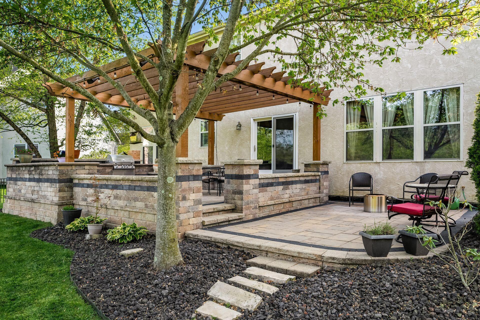 7686 Park Bend Drive