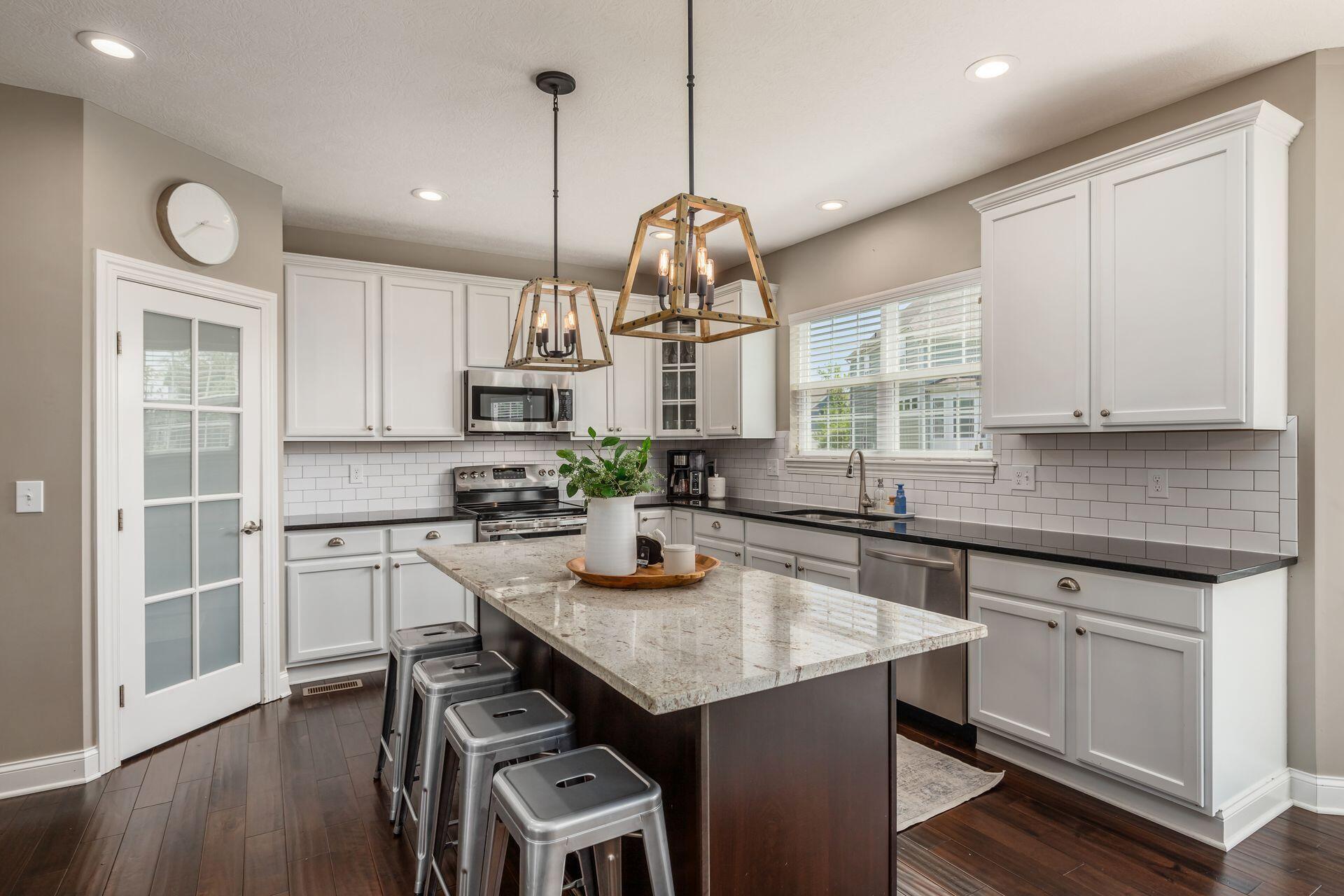 6693 Clear Creek Loop