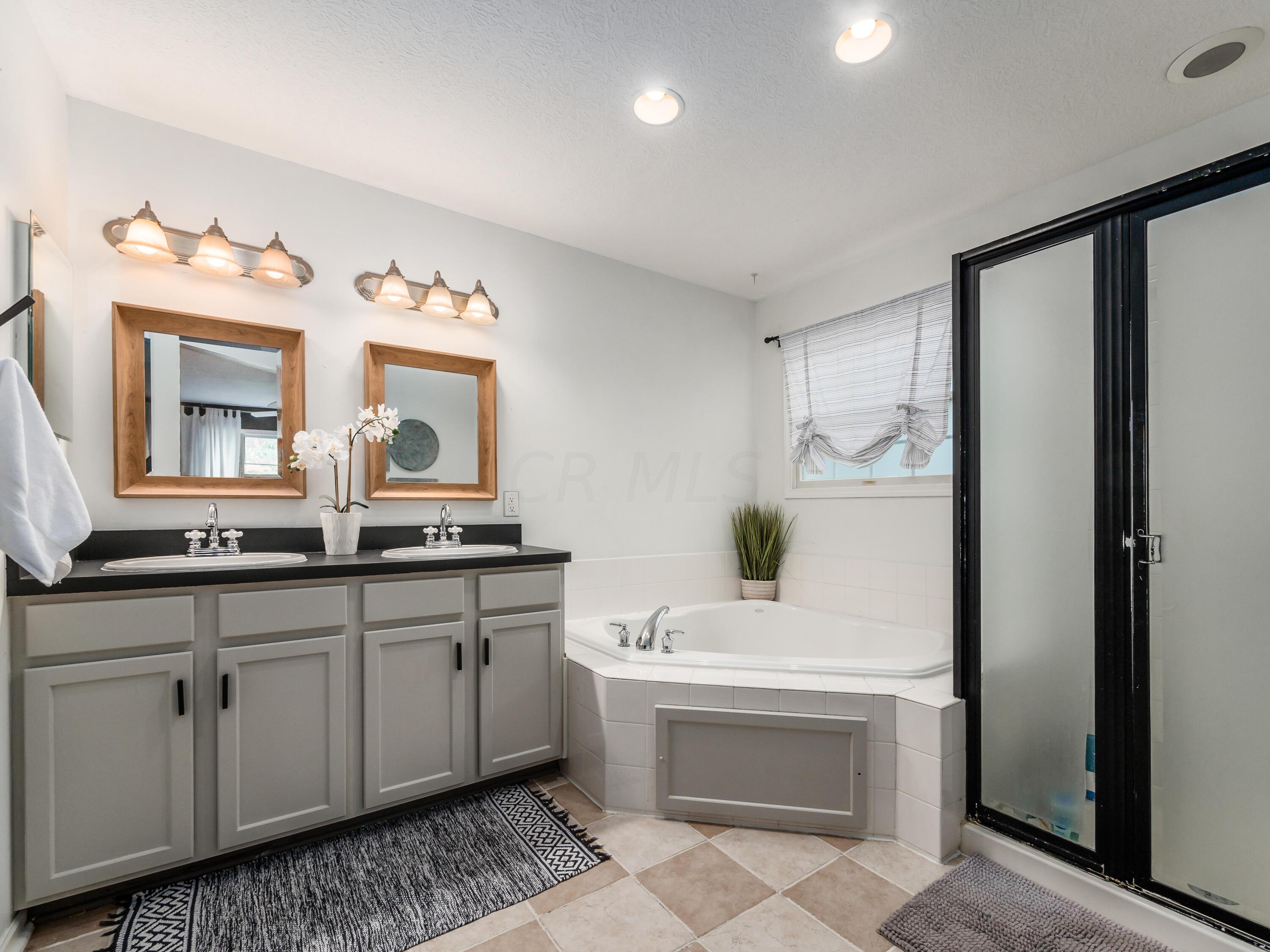 7075 Scioto Parkway
