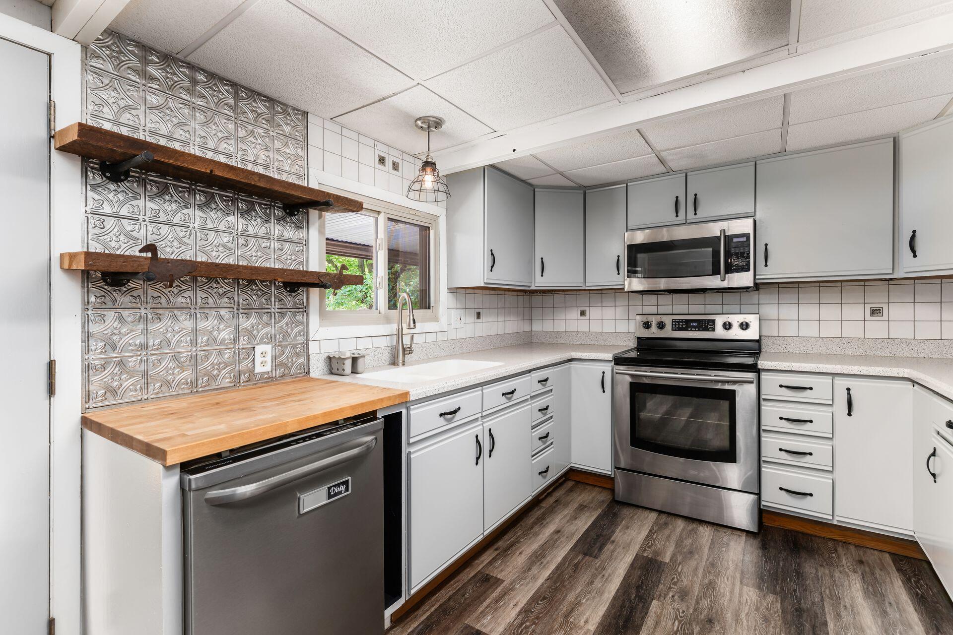 286 Lakeview Heights Drive