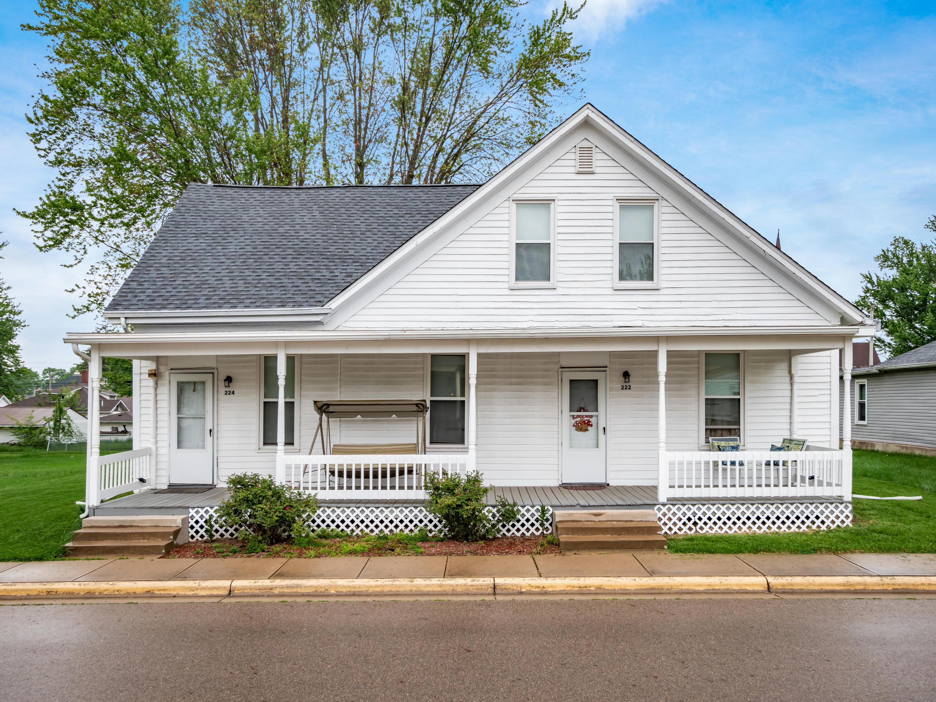 222 W Poplar Street, 224