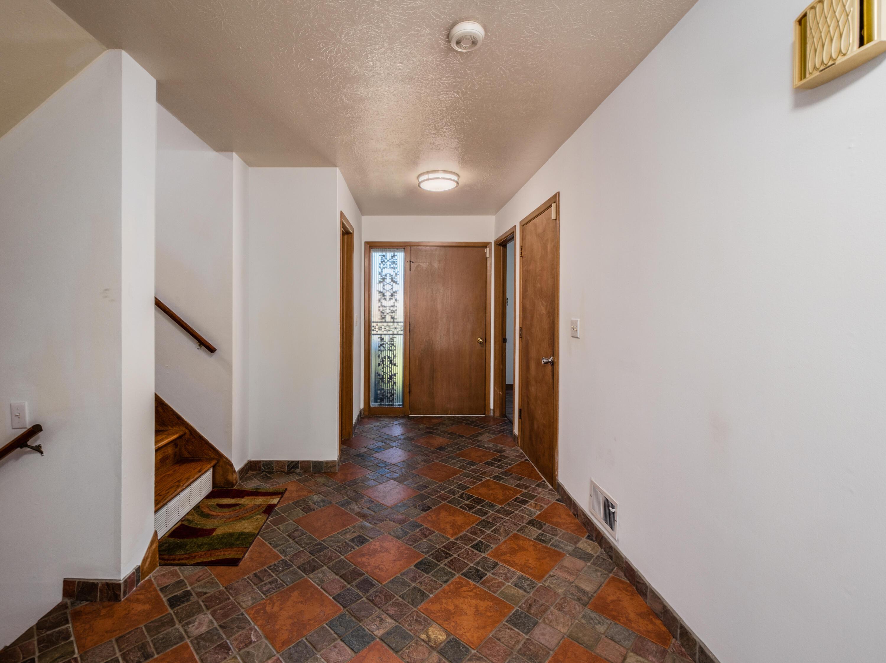 4024 Anthony Court S